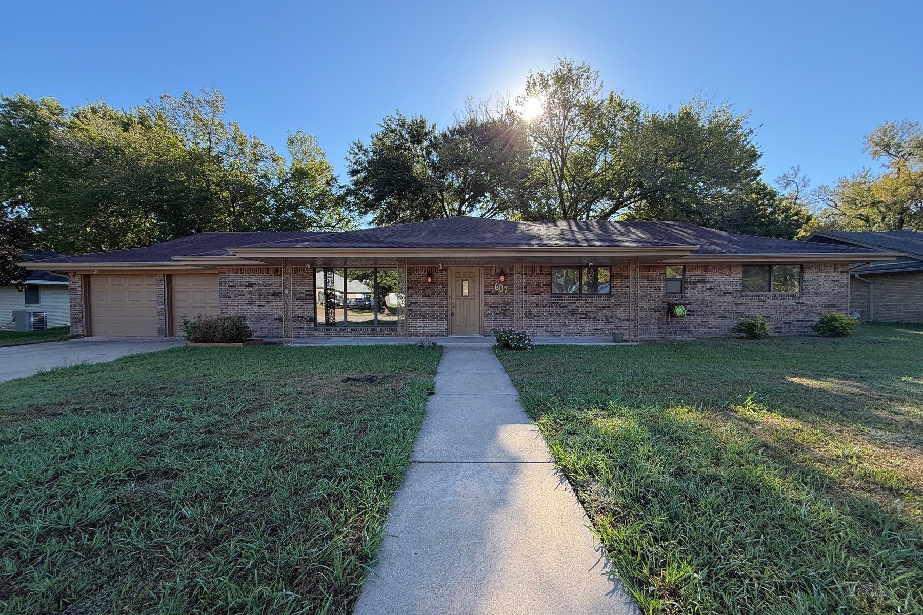 Photo 1 of 607 Turtle Creek Dr
