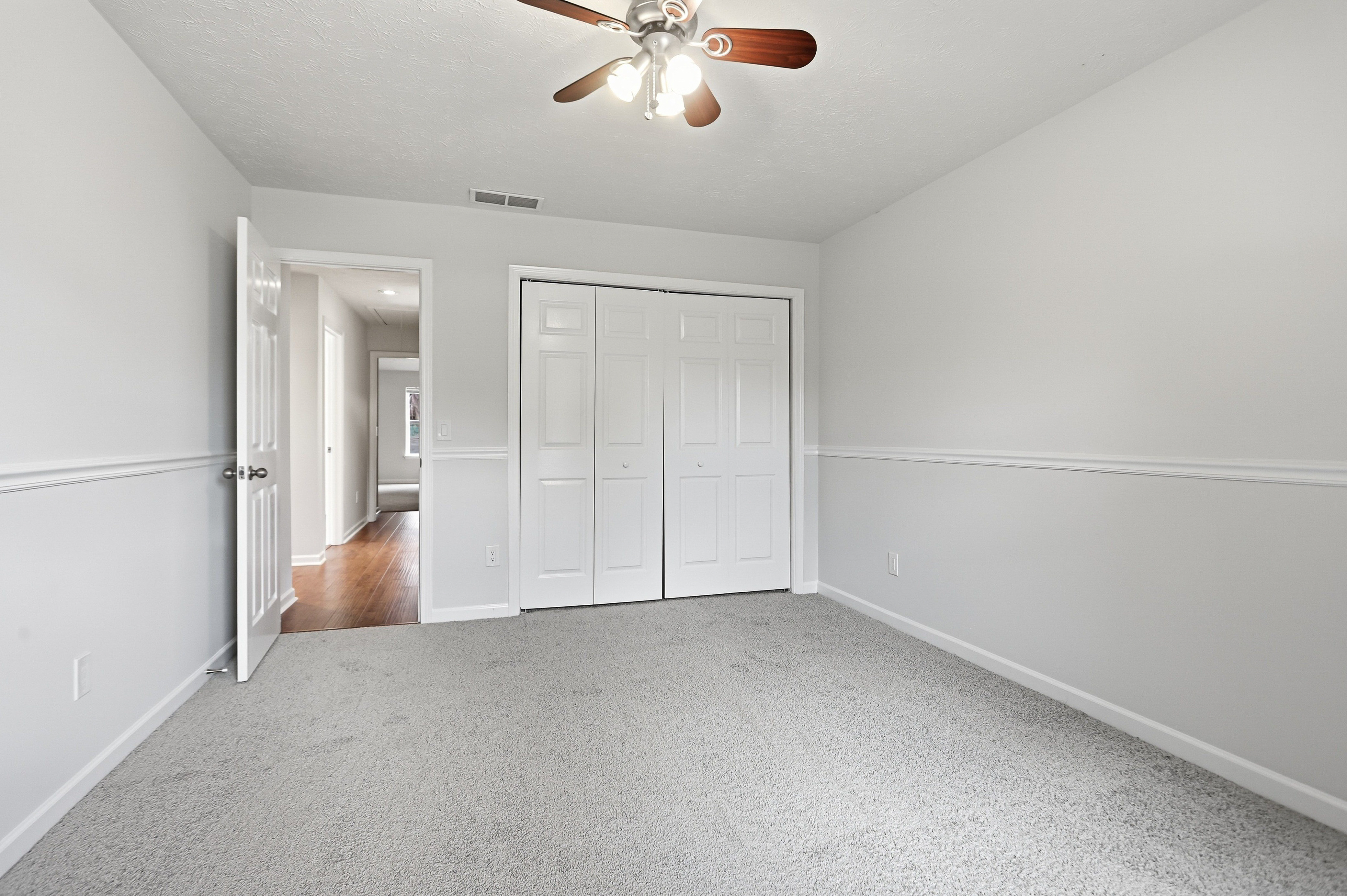 Photo 19 of 39 of 3641 Coveside Ct, Loganville, GA