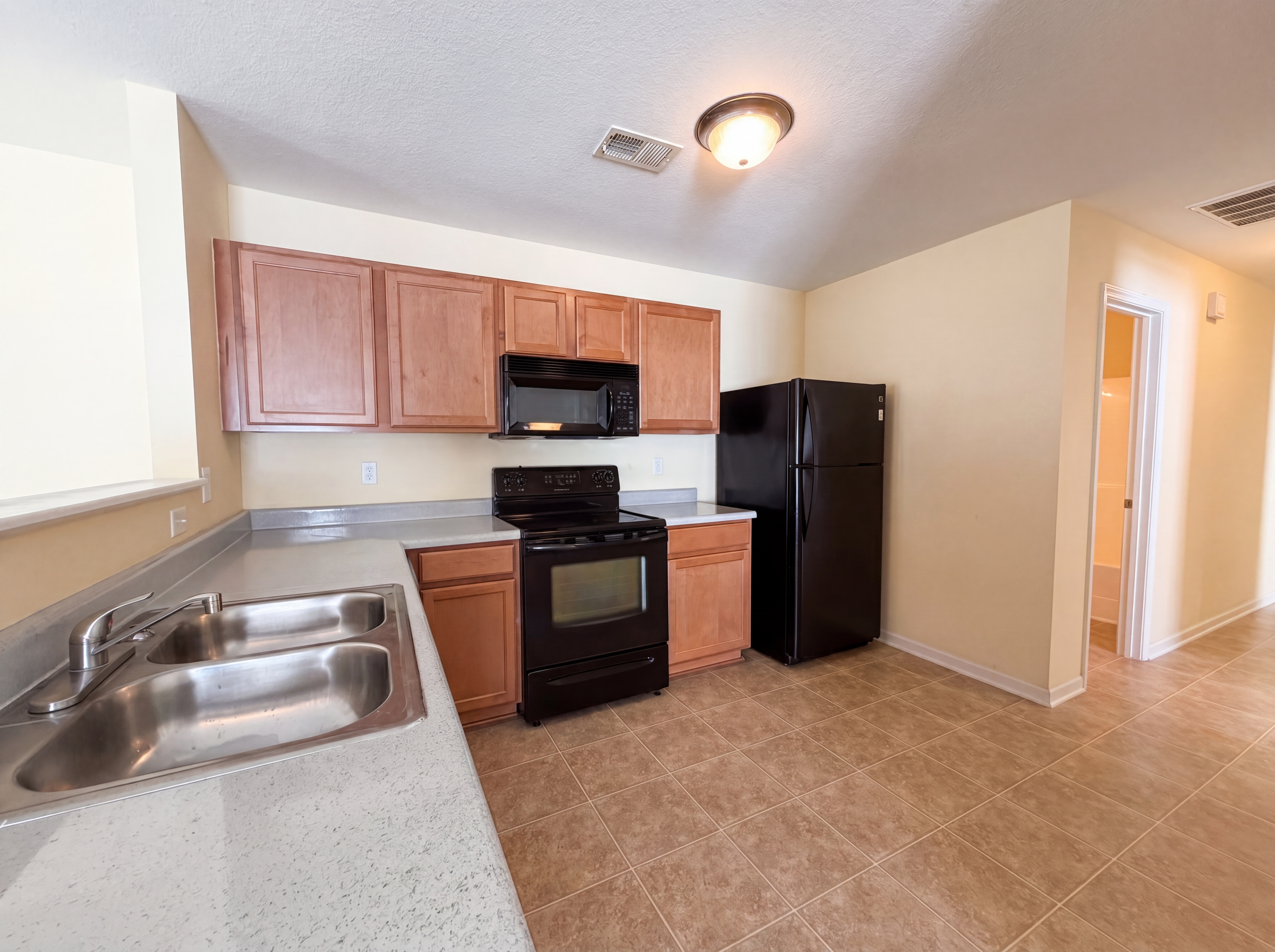 Photo 11 of 15 of 1033 Rabon Pond Dr, Columbia, SC