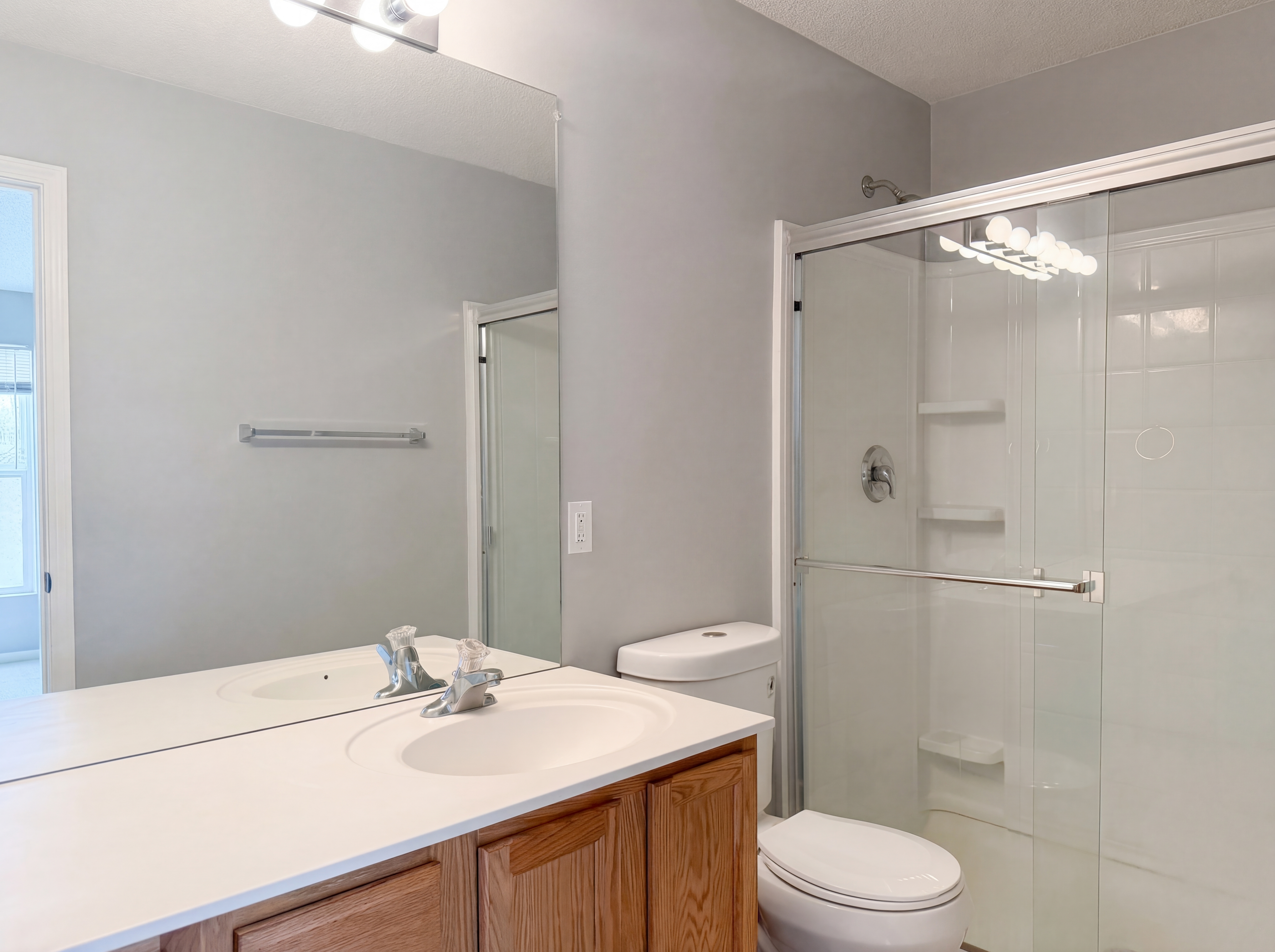 Photo 15 of 19 of 5536 N Fairmount Ave, Kansas City, MO
