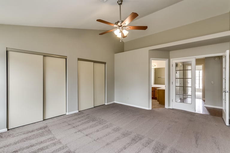 Photo 4 of 32 - 668 E Manor Dr, Chandler, AZ 85225