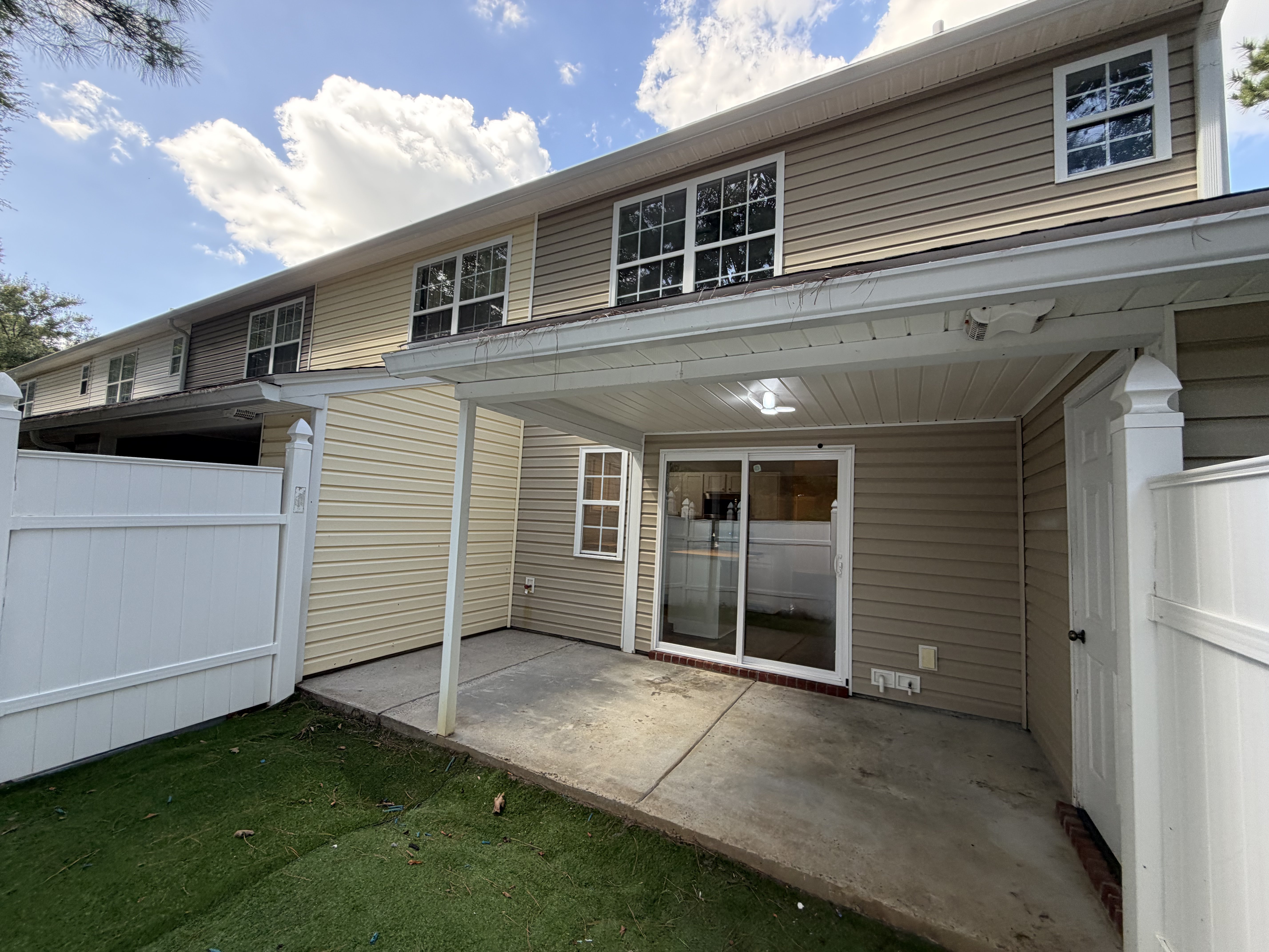 Photo 5 of 20 of 112 Taylor Cir, Goose Creek, SC