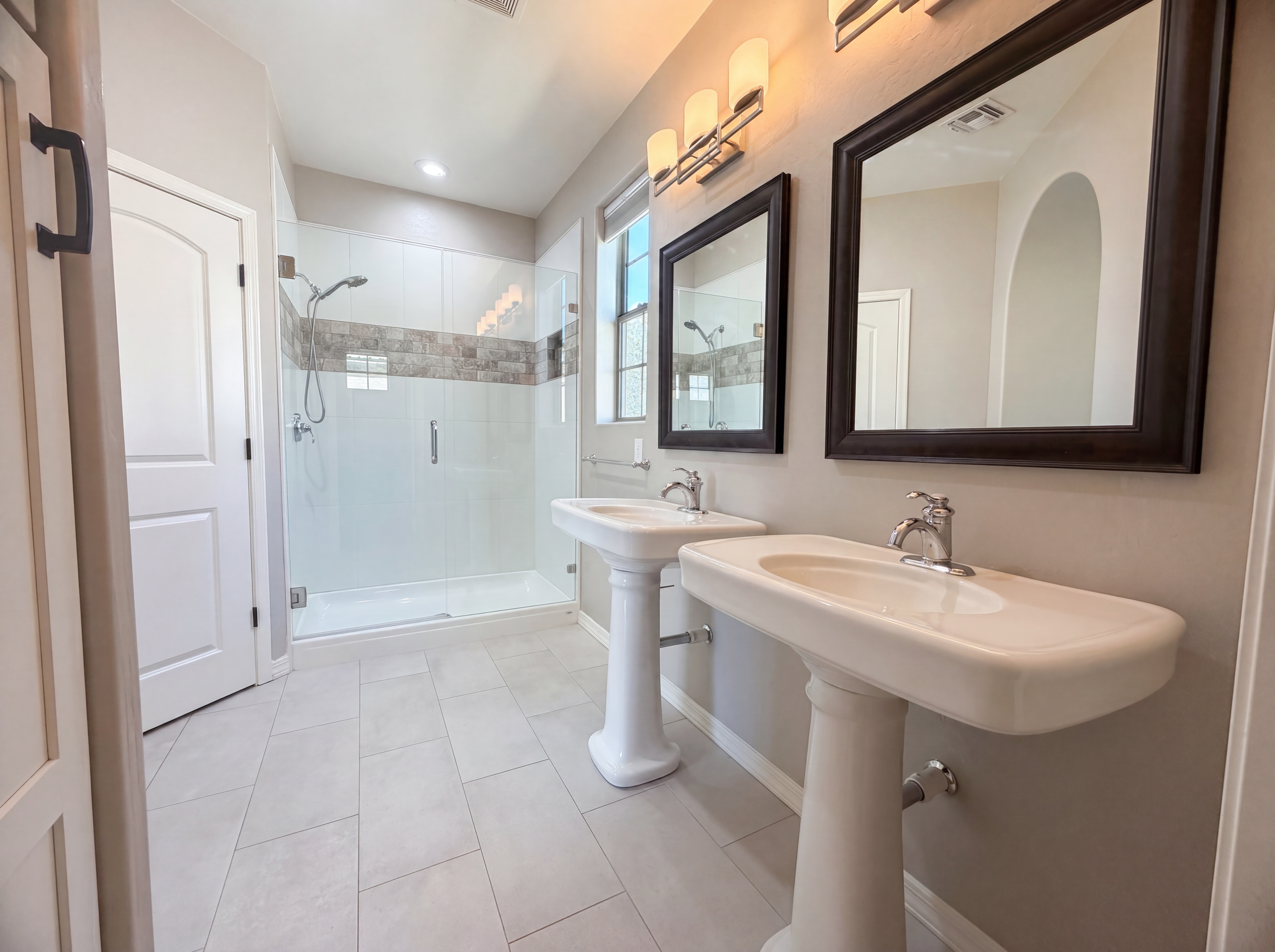 Photo 11 of 18 of 1729 S Desert View Pl, Apache Junction, AZ