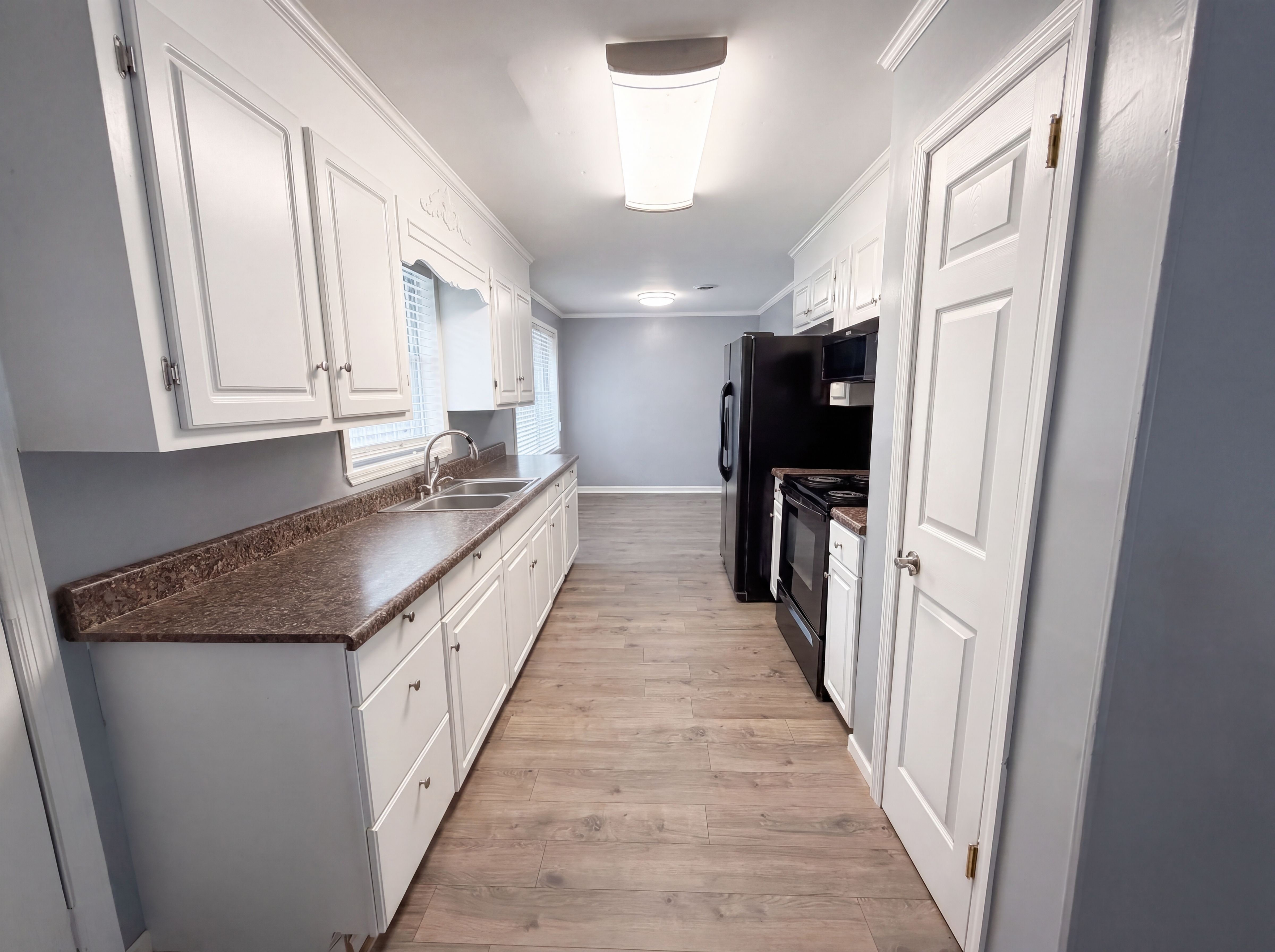 Photo 2 of 21 of 3624 Harrogate Rd, Columbia, SC