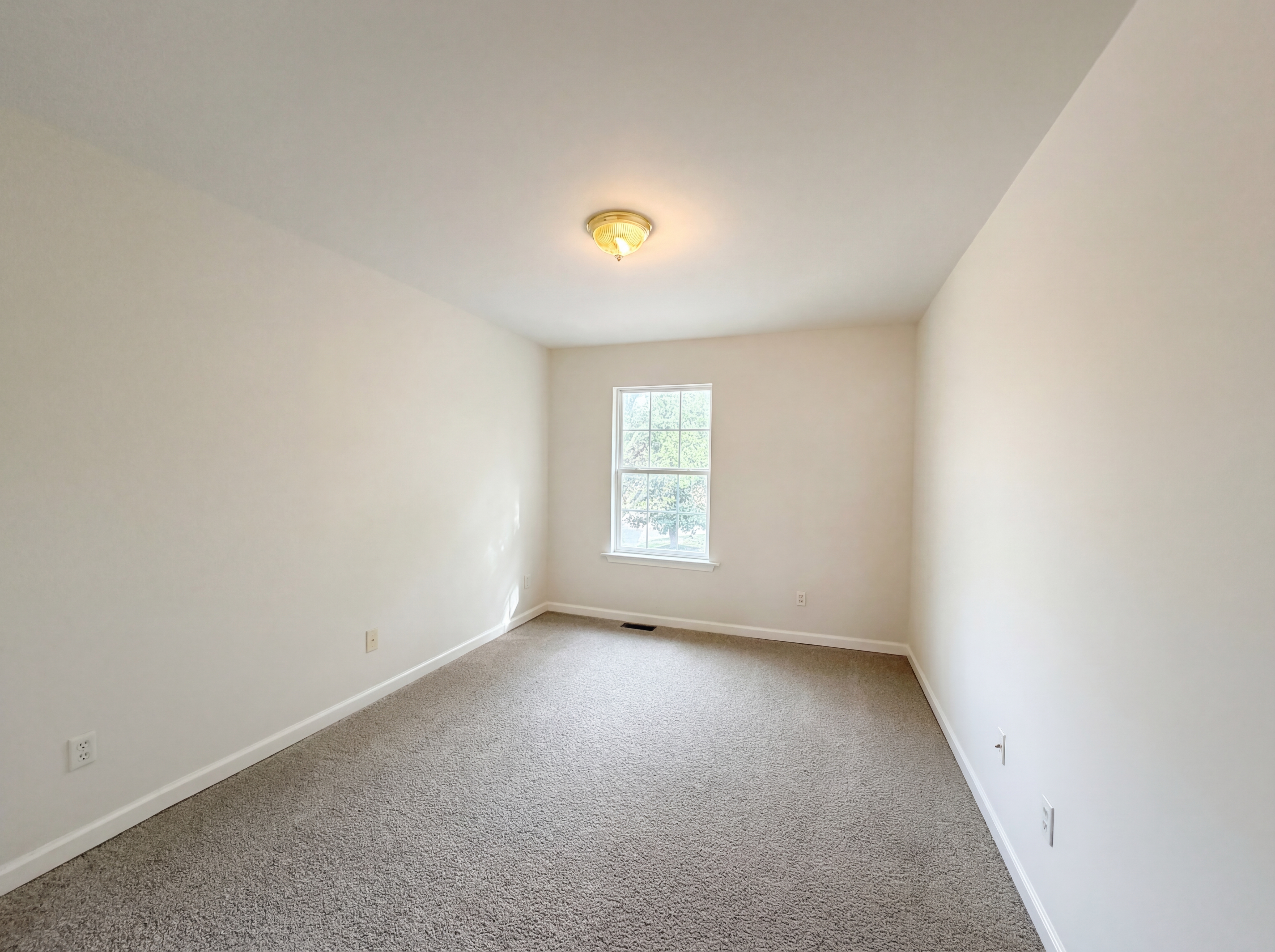 Photo 12 of 33 of 403 Heath Pl, Smyrna, TN