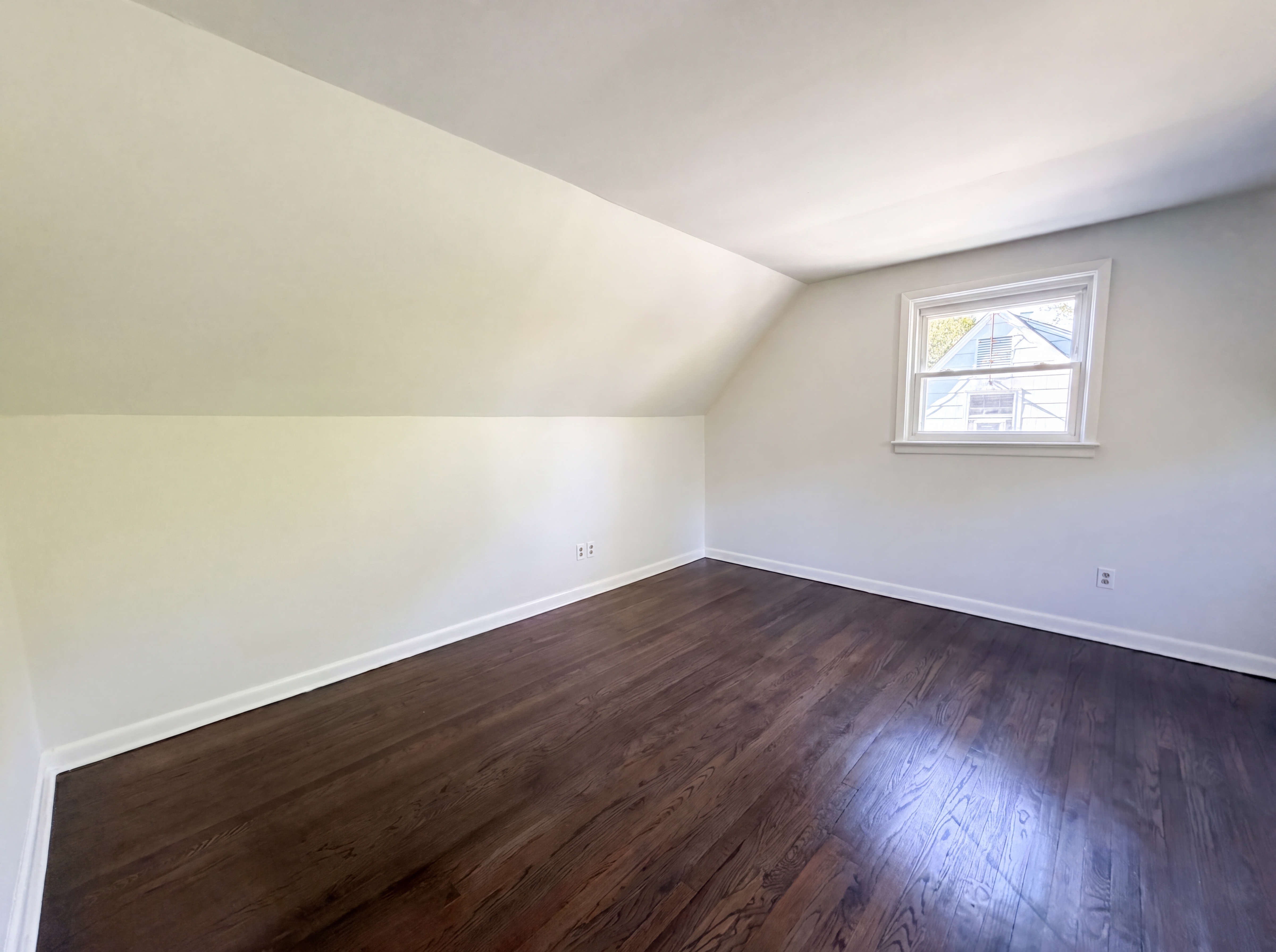 Photo 20 of 42 of 616 River Rd, Teaneck, NJ