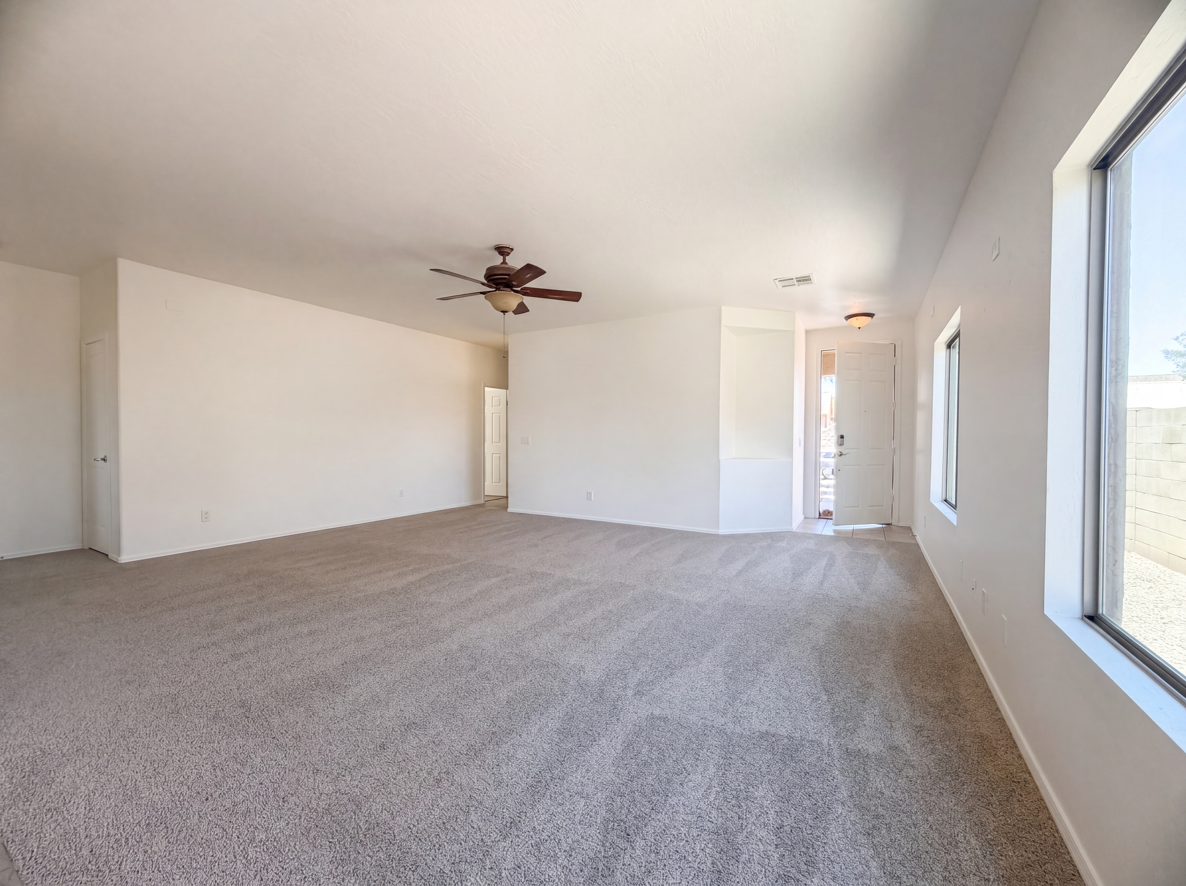 Photo 8 of 17 of 28783 N Sedona Pl, San Tan Valley, AZ