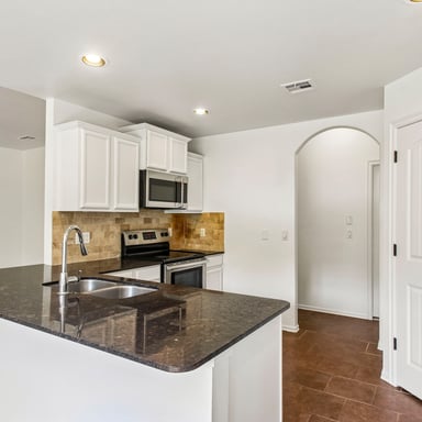 Property photo 2 of 12702 Fox Pass Rd