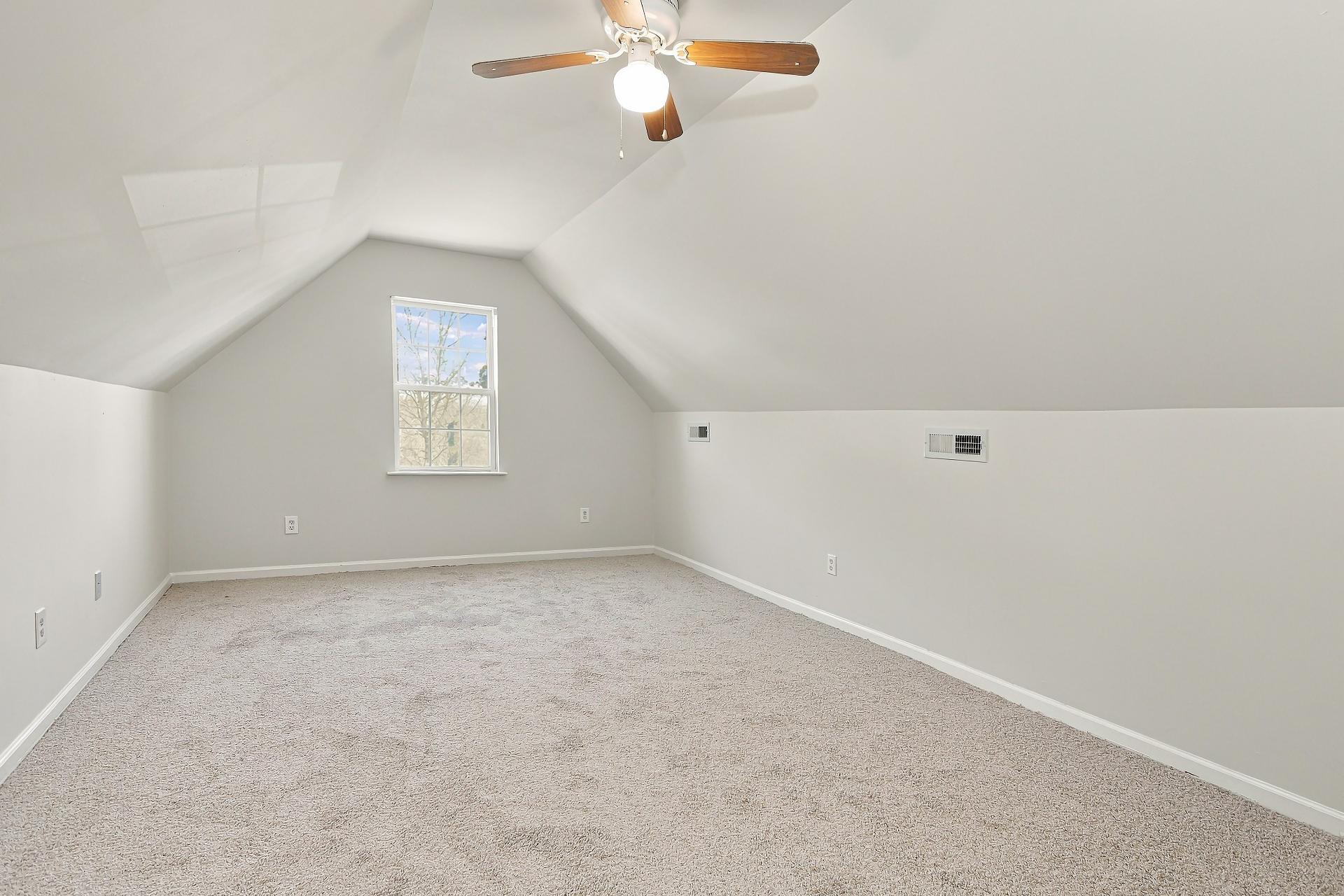 Photo 16 of 20 of 503 Plateau Dr, Greenville, NC