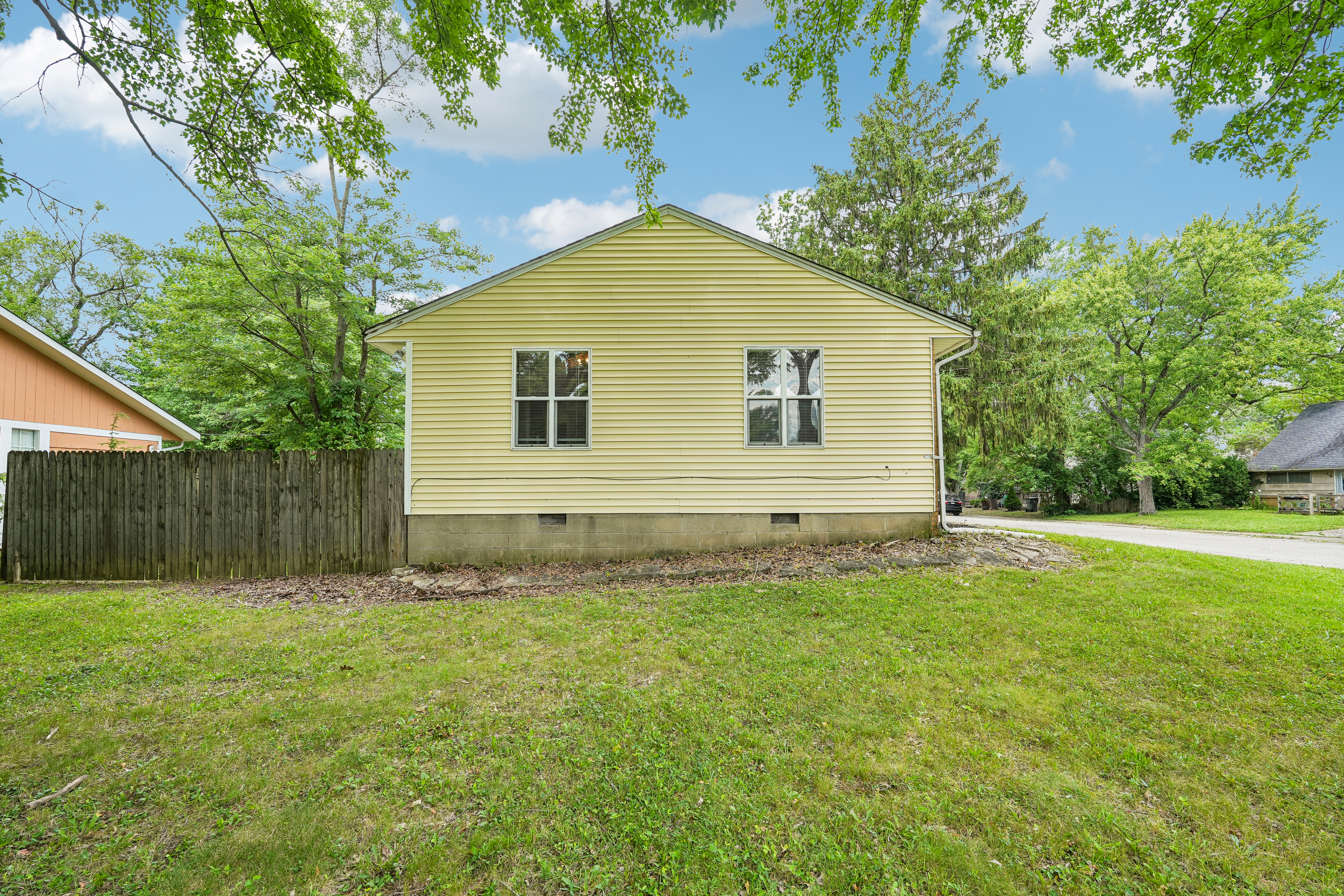 Photo 46 of 49 of 6147 E 40th St, Indianapolis, IN