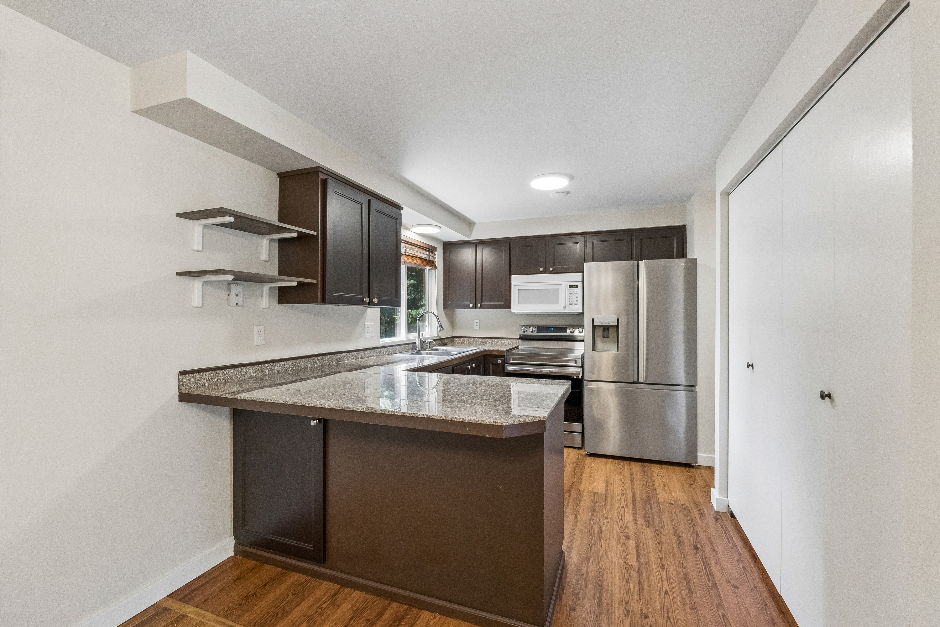 Photo 21 of 35 of 11125 NE 129th St, Kirkland, WA