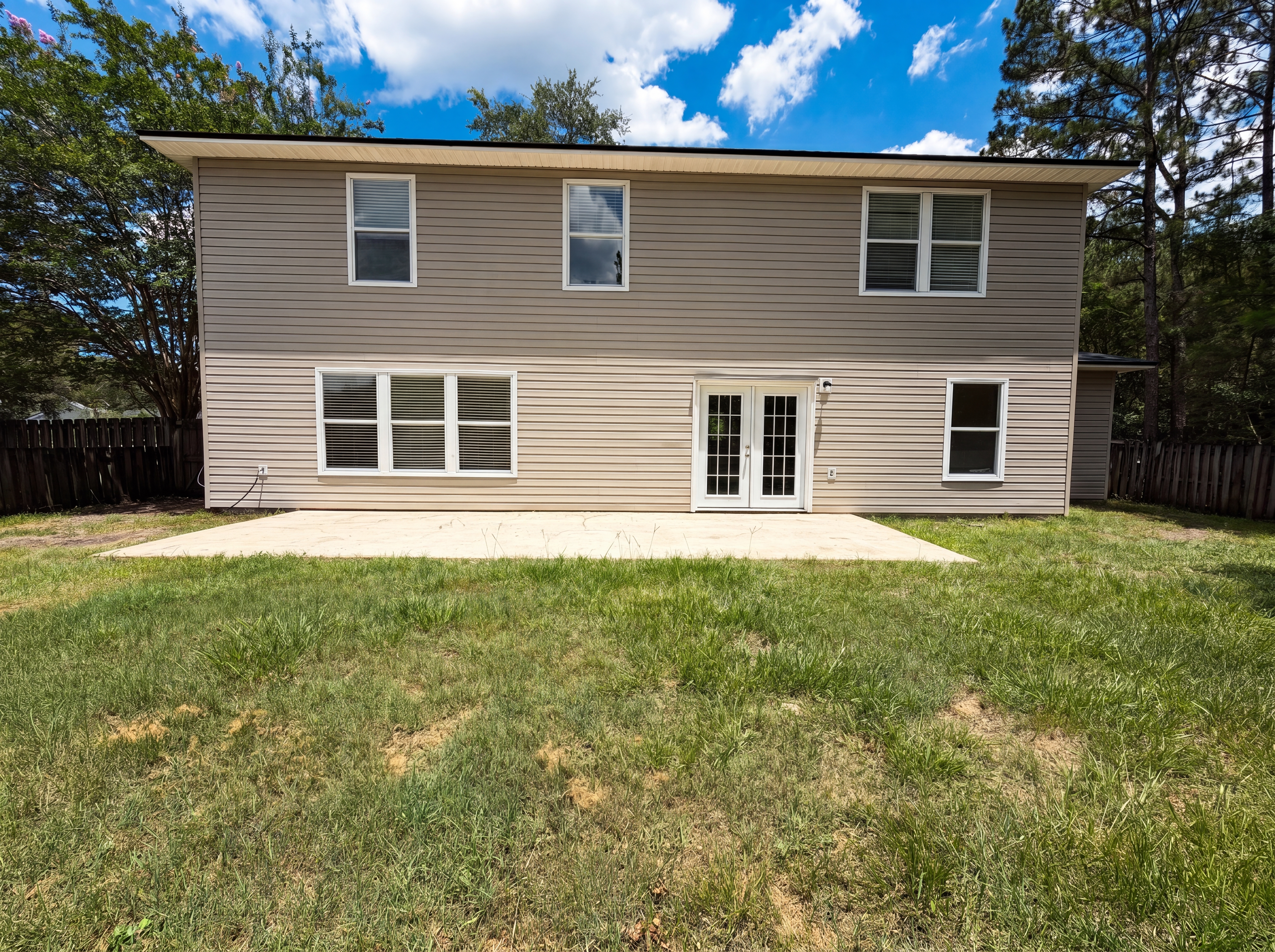 Photo 5 of 27 of 7002 Beekman Lake Dr, Jacksonville, FL