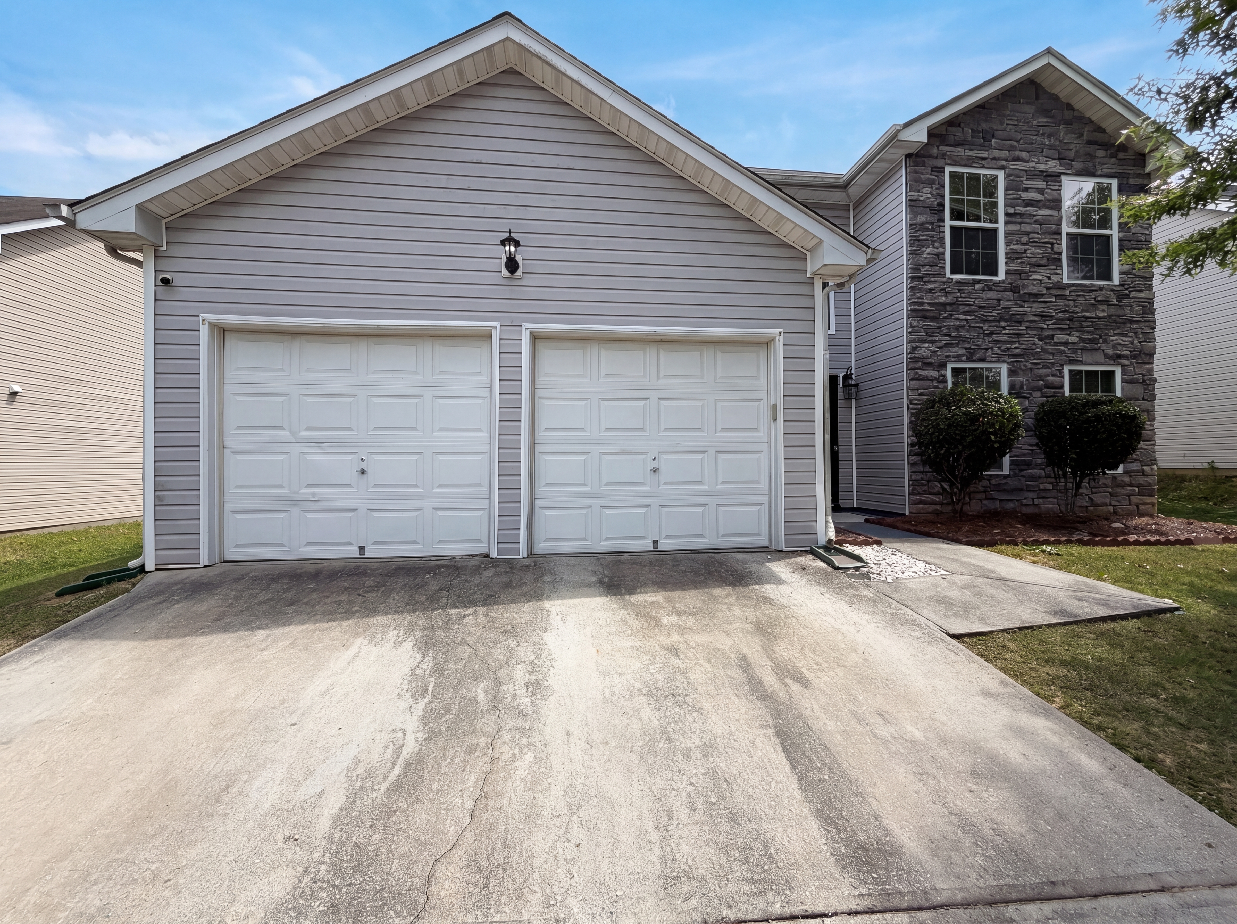 Photo 17 of 21 of 4178 Winston Cir, Atlanta, GA