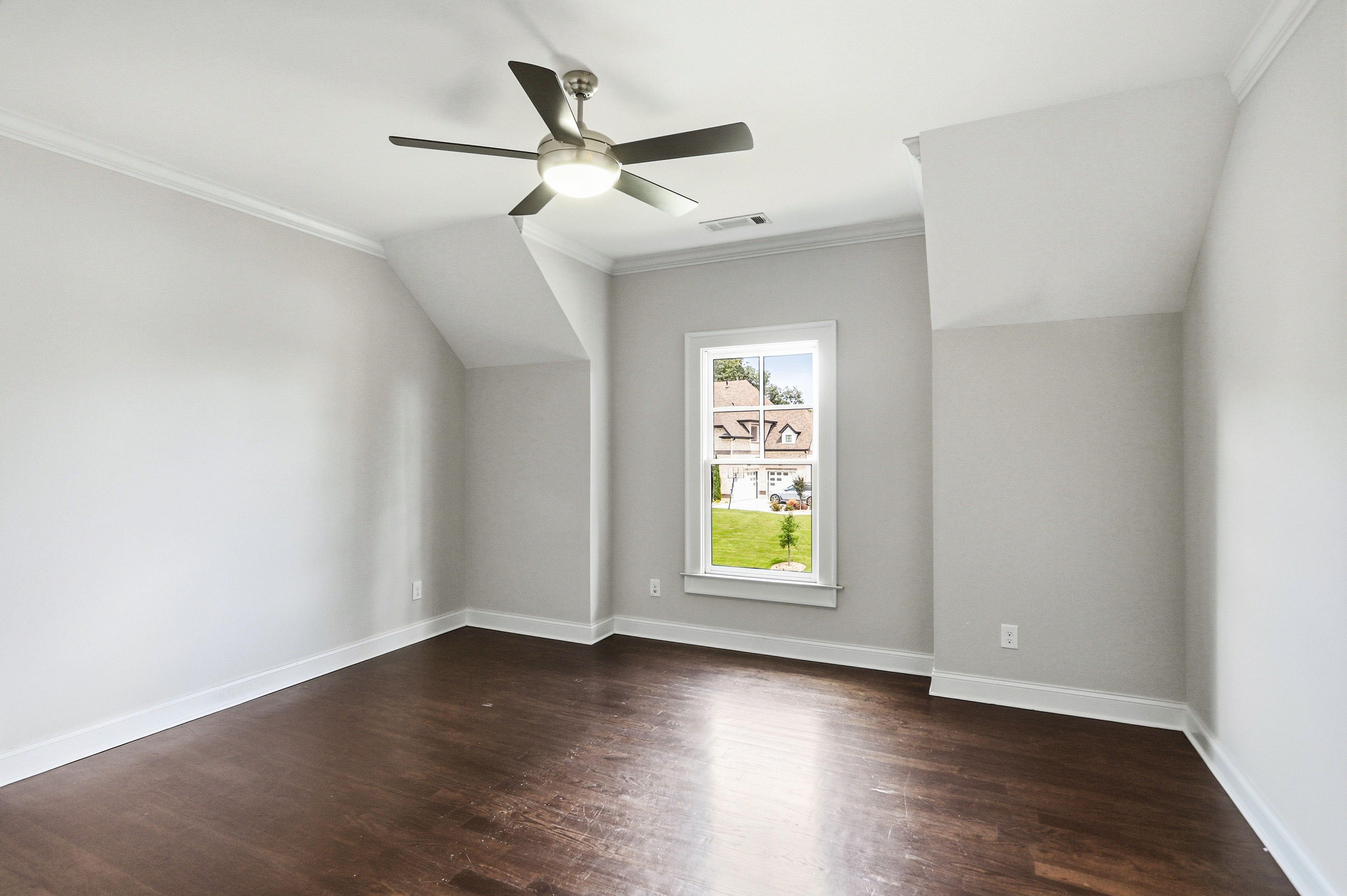 Photo 20 of 69 of 331 Summer Garden Dr, Marietta, GA