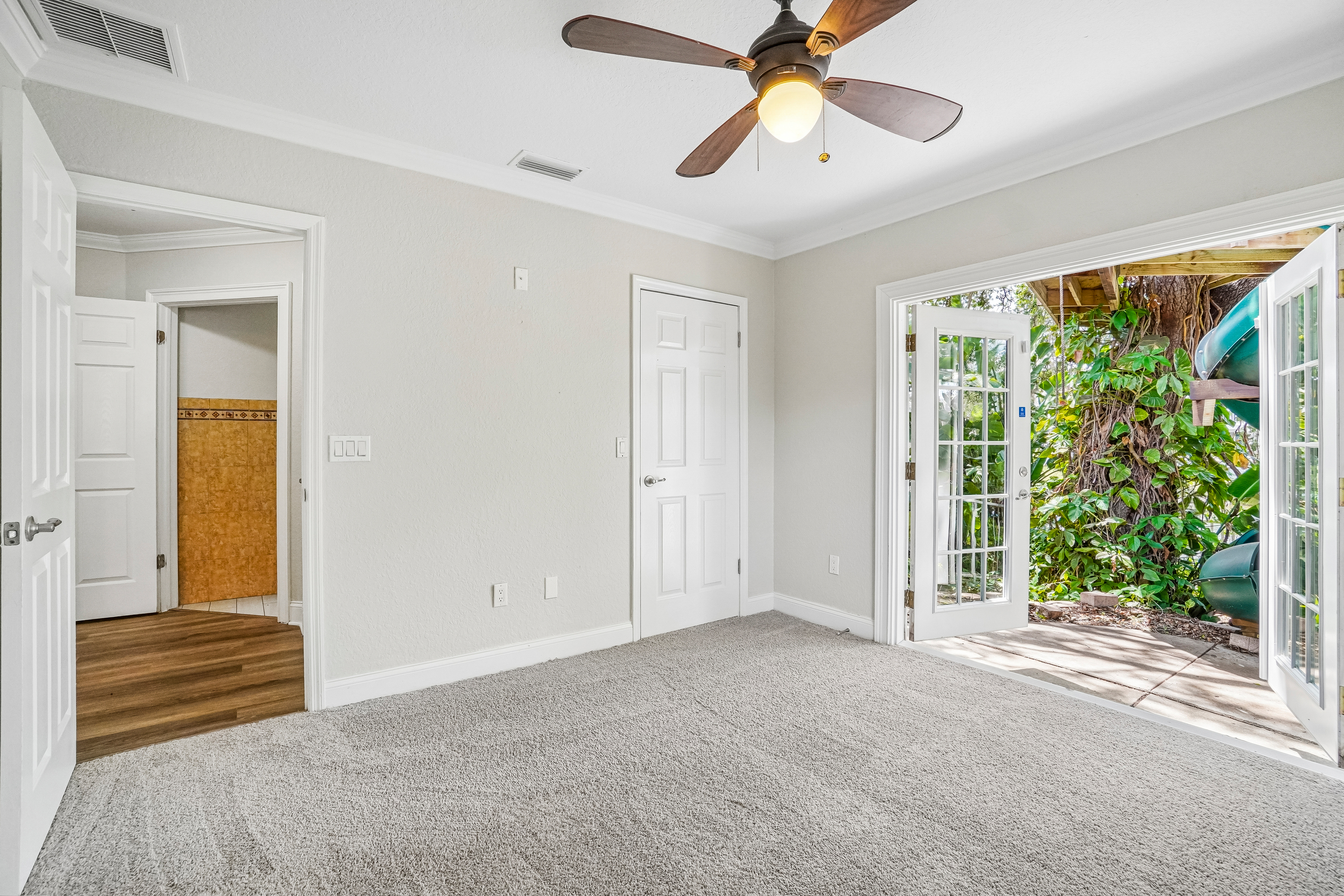 Photo 12 of 63 of 5609 Executive Dr, New Port Richey, FL