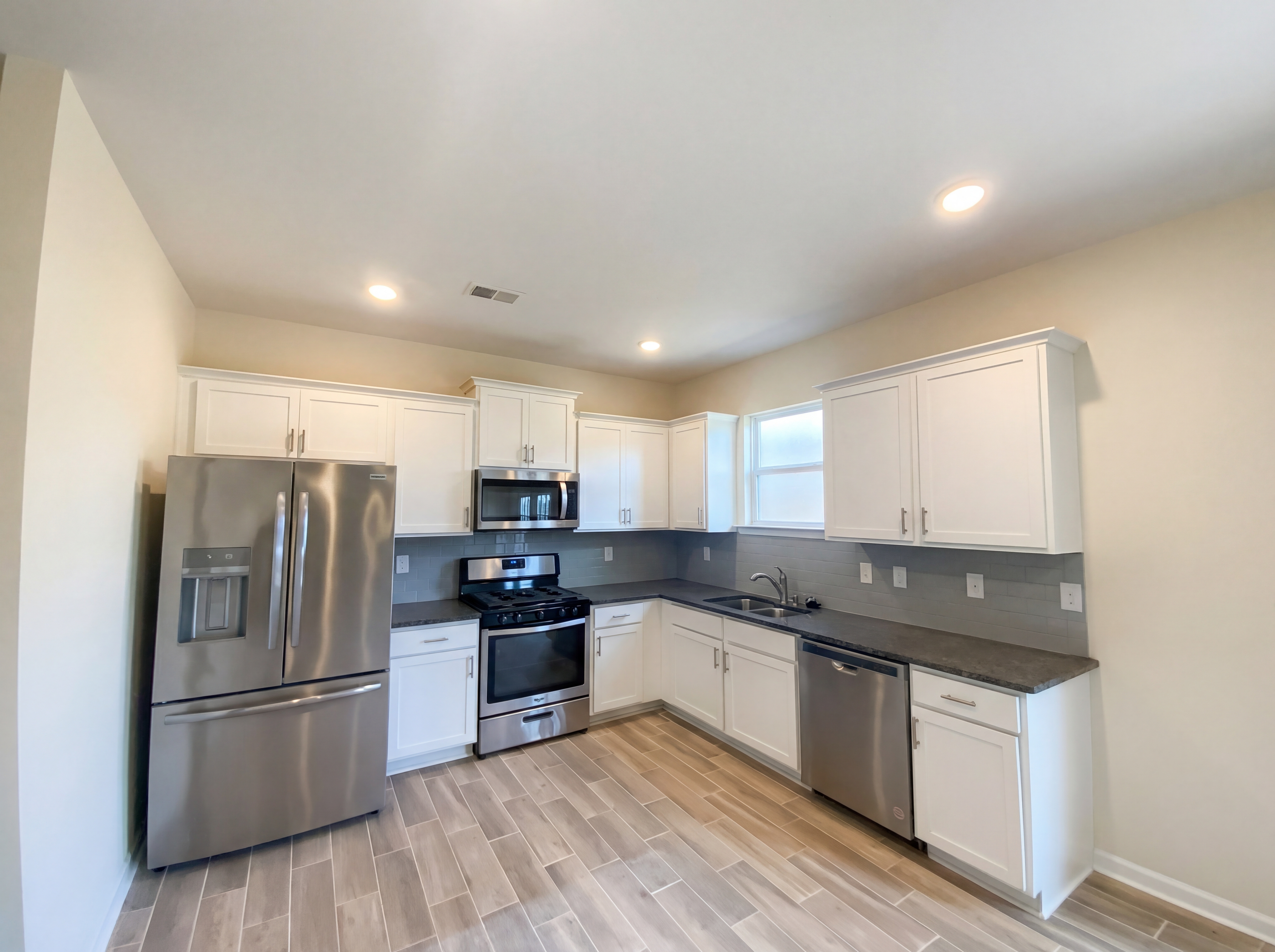 Photo 11 of 26 of 1242 Elterwater Ln, Spartanburg, SC