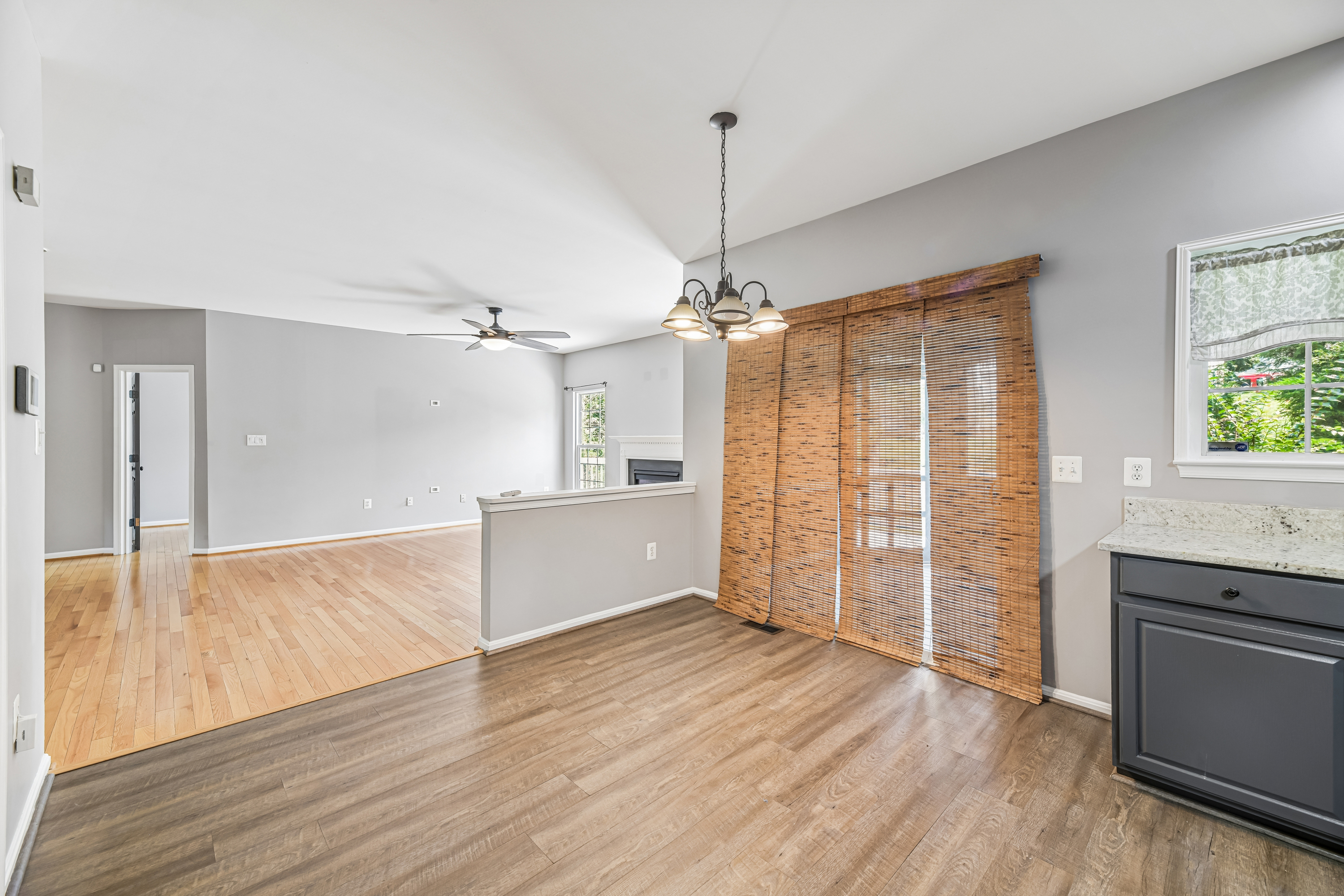 Photo 72 of 84 of 6046 Persinger House Ct, Manassas, VA