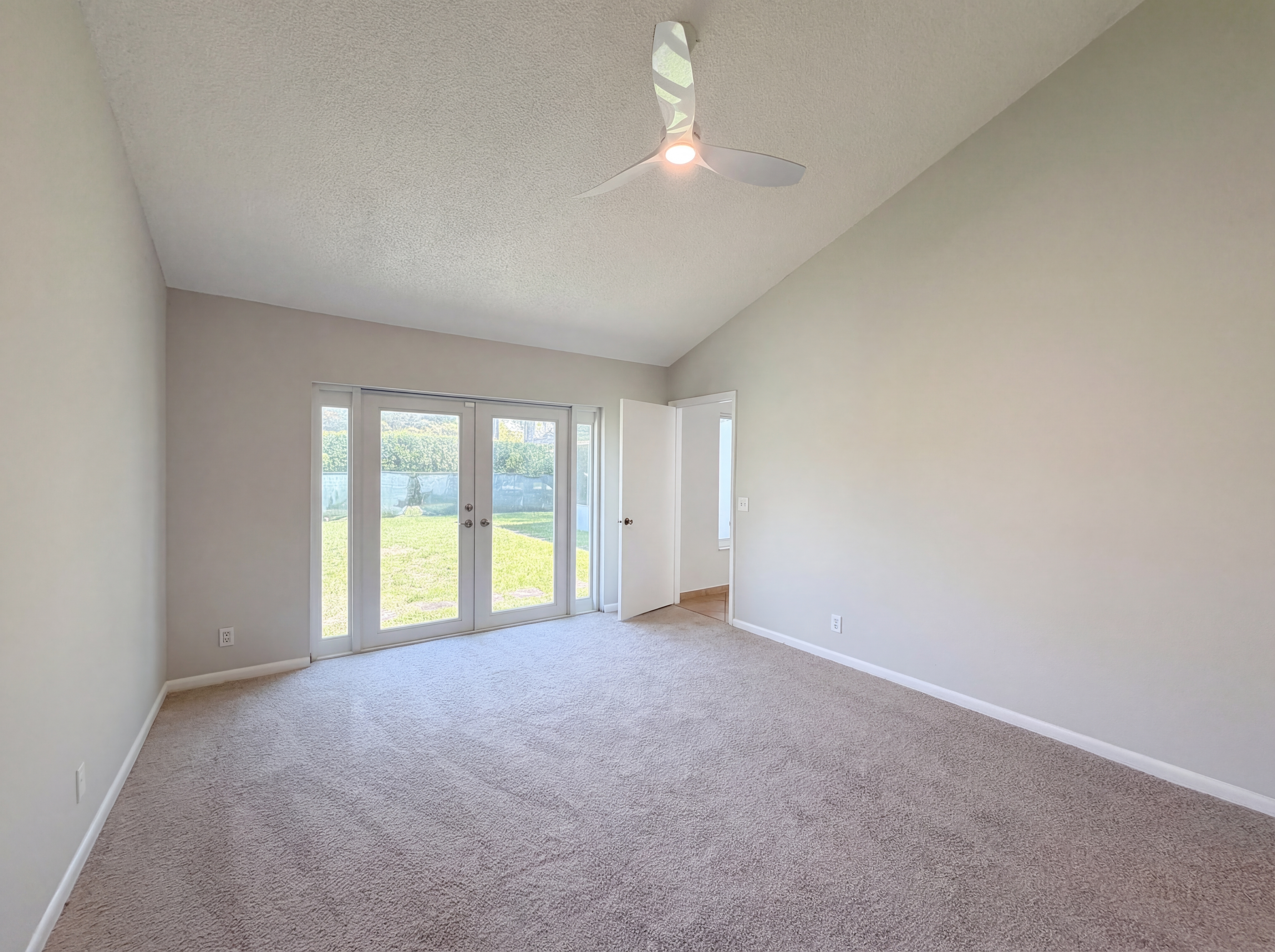 Photo 11 of 20 of 1179 NW 161st Ave, Pembroke Pines, FL