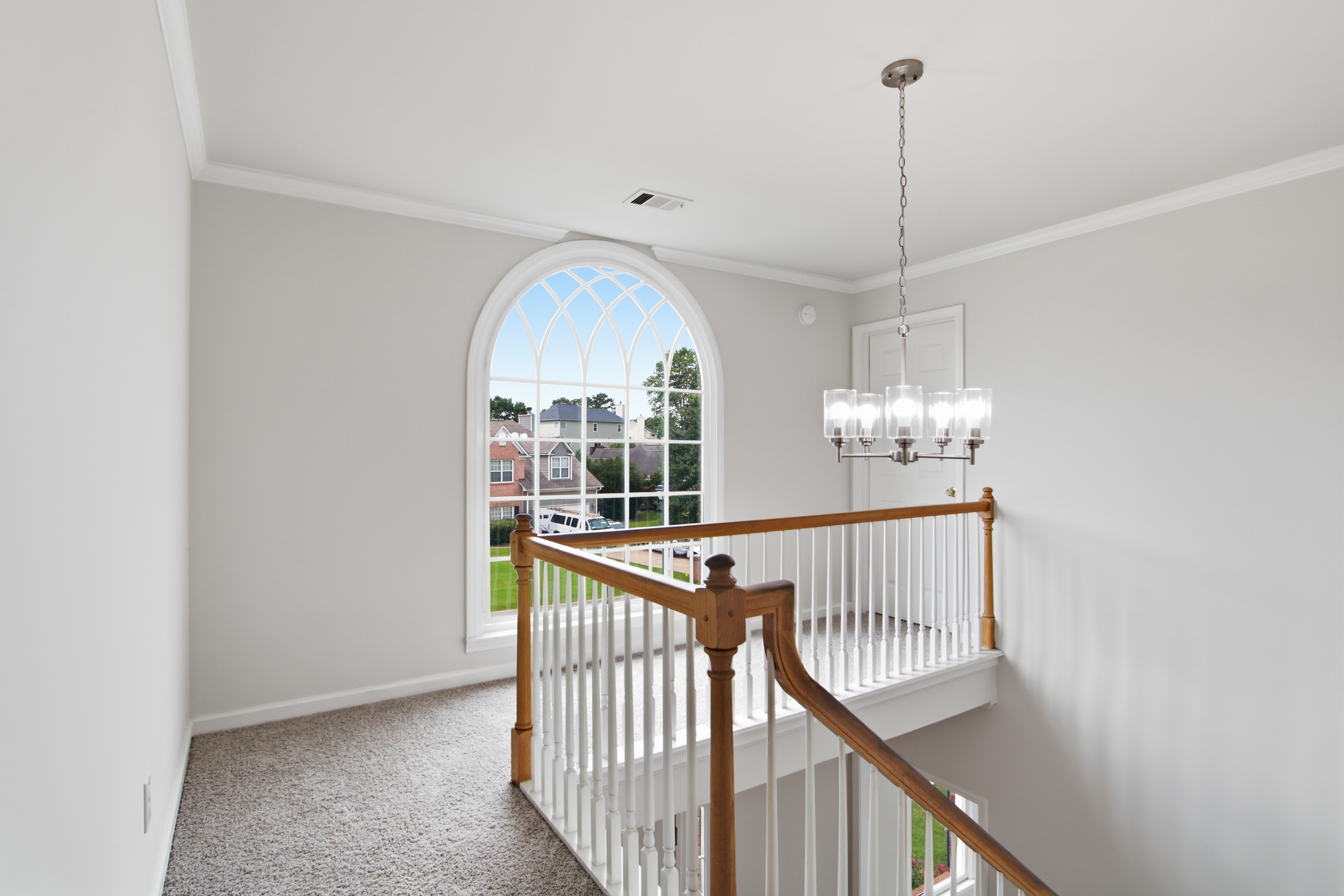 Photo 17 of 47 of 470 Fairway Walk Dr, Lawrenceville, GA