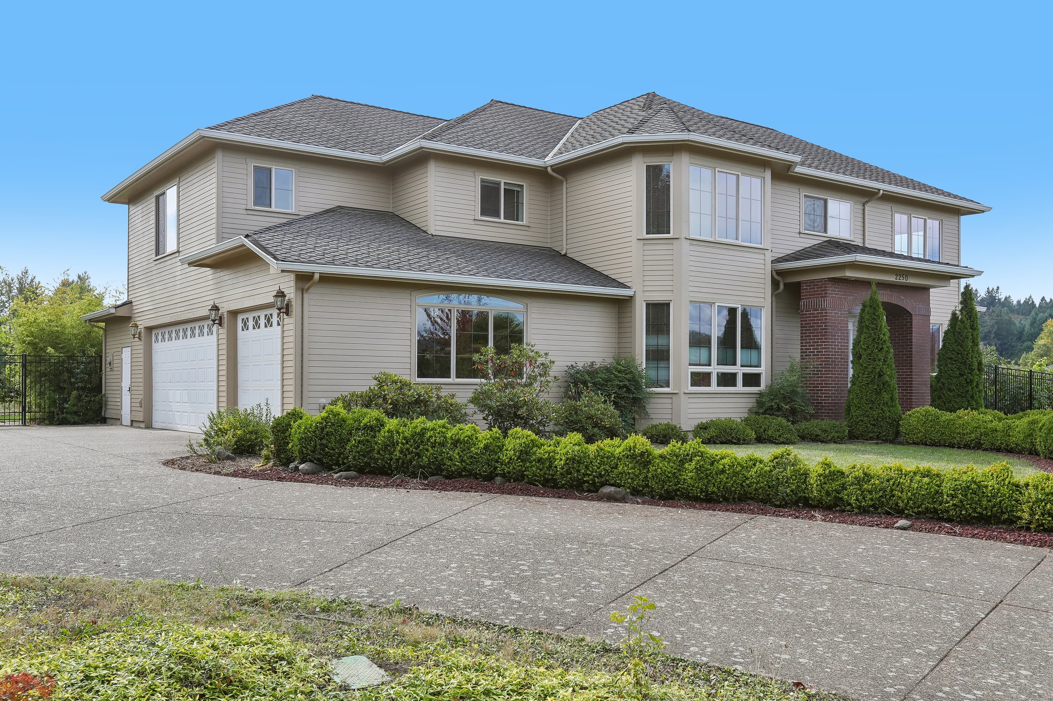 Photo 28 of 32 of 2250 SW Homer Ross Loop, McMinnville, OR