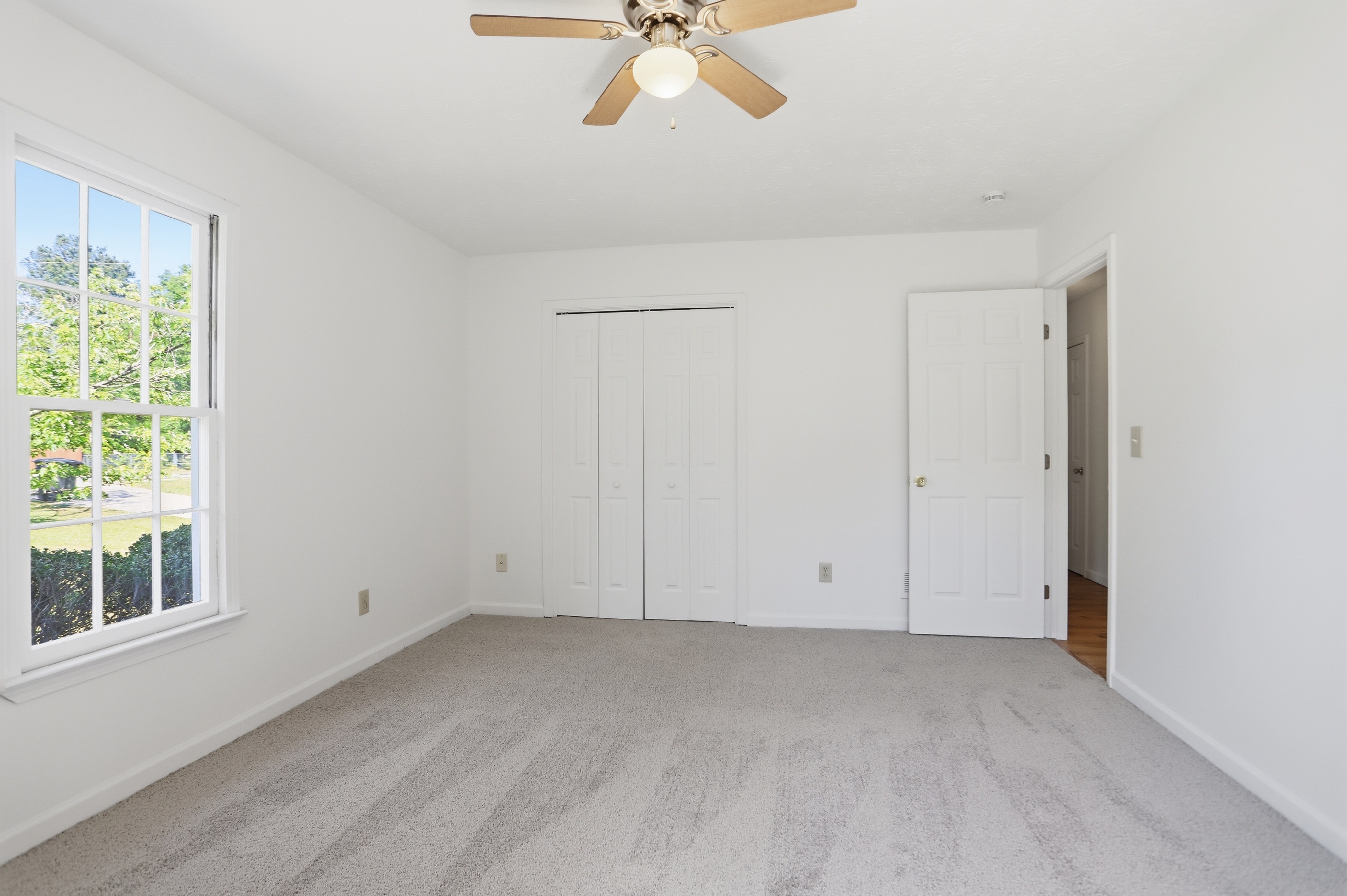 Photo 19 of 30 of 3233 Lancer Dr, Powder Springs, GA