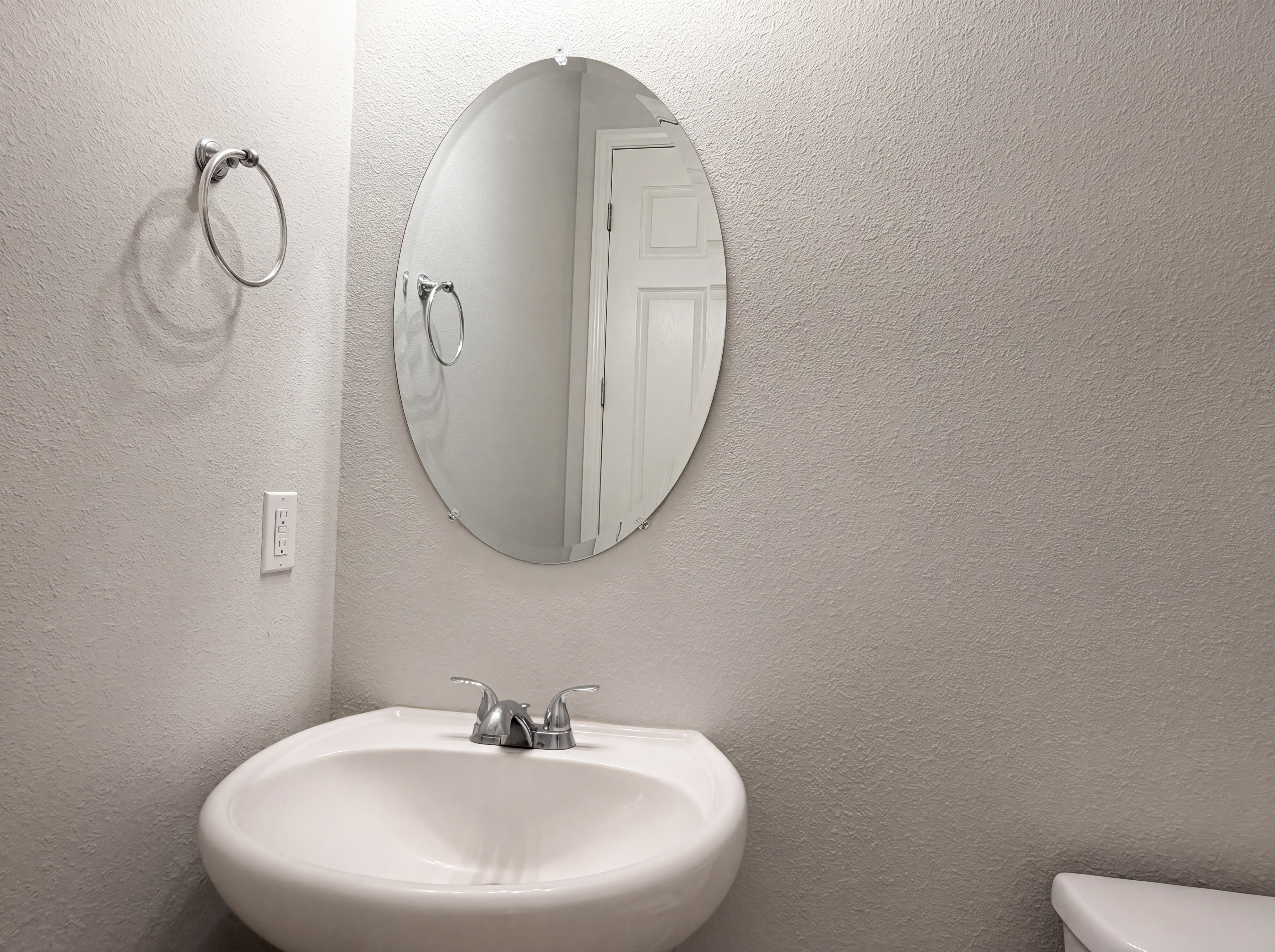 Photo 18 of 25 of 95443 Woodbridge Pkwy, Fernandina Beach, FL