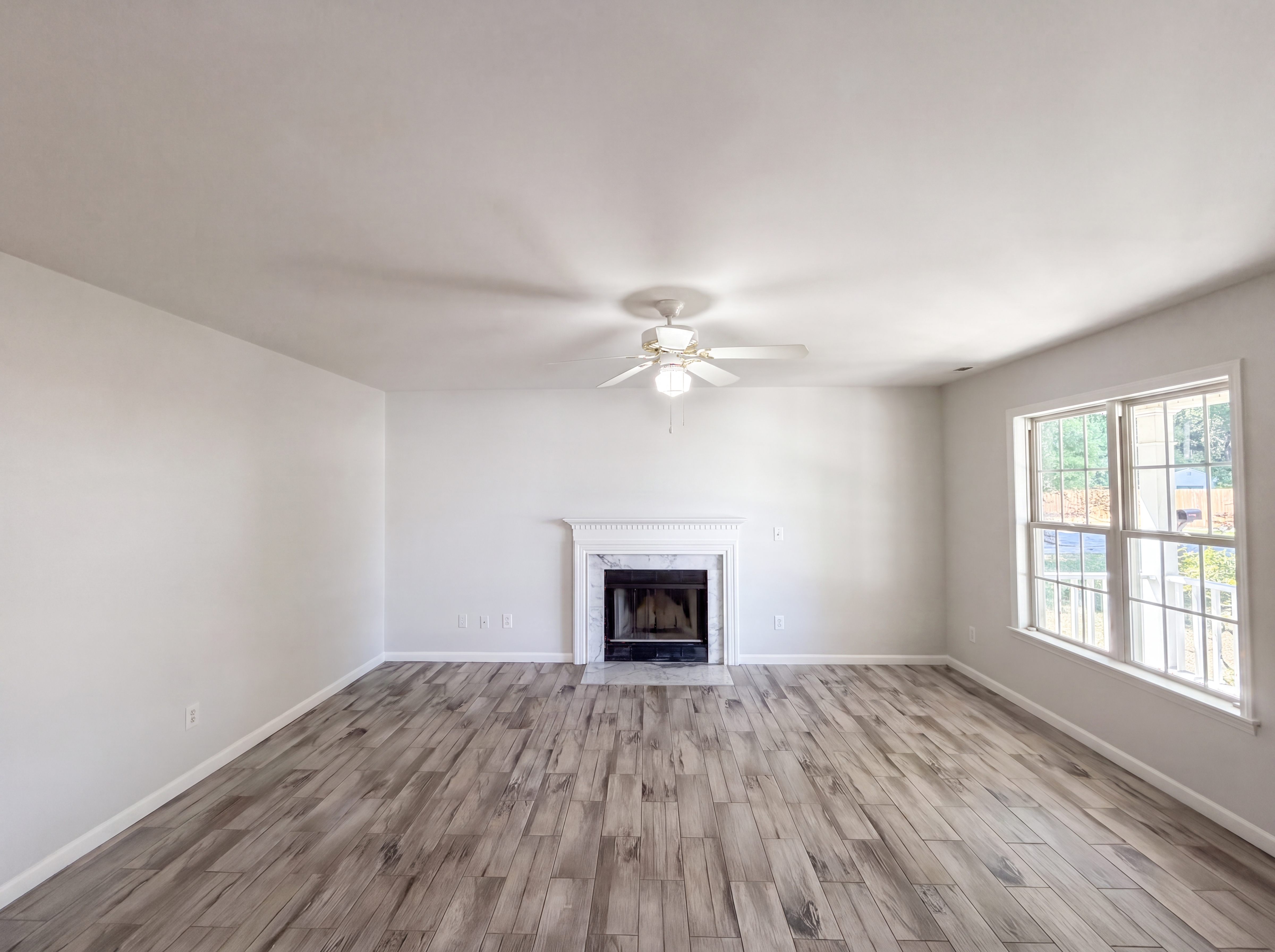 Photo 3 of 17 of 524 Pearce Ave, Wake Forest, NC