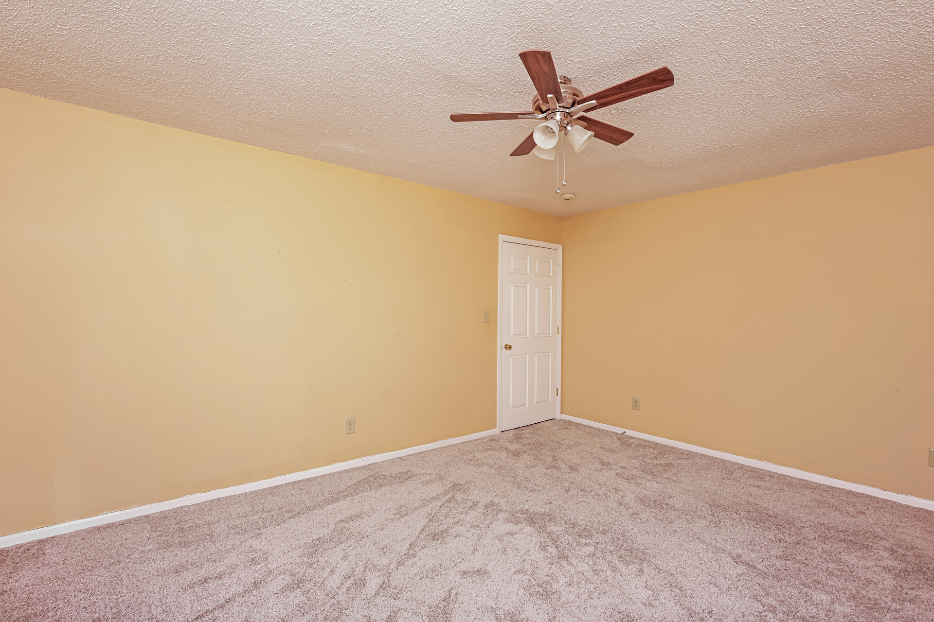 Photo 11 of 21 of 100 Payne Ct, Rocky Mount, NC