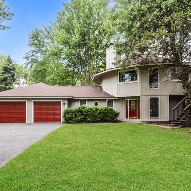 Property photo 1 of 526 Towne Ct