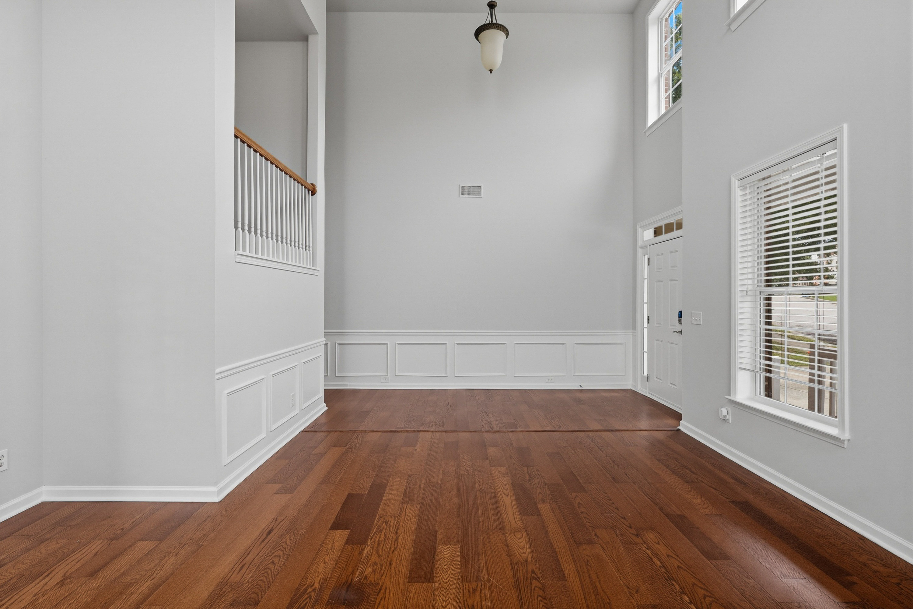 Photo 8 of 64 of 7295 Madison Cir, Union City, GA