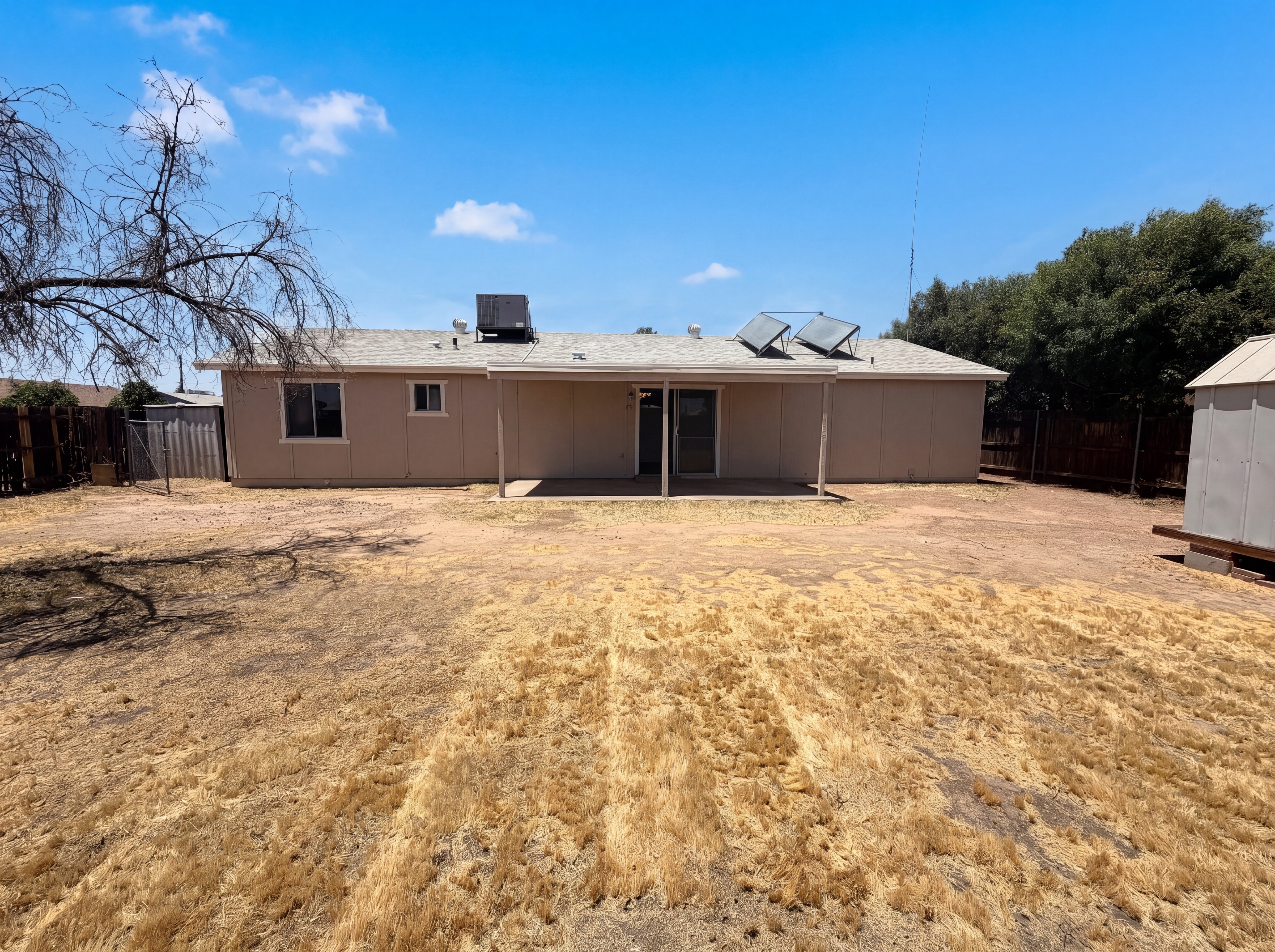 Photo 5 of 19 of 2831 N 70th Dr, Phoenix, AZ