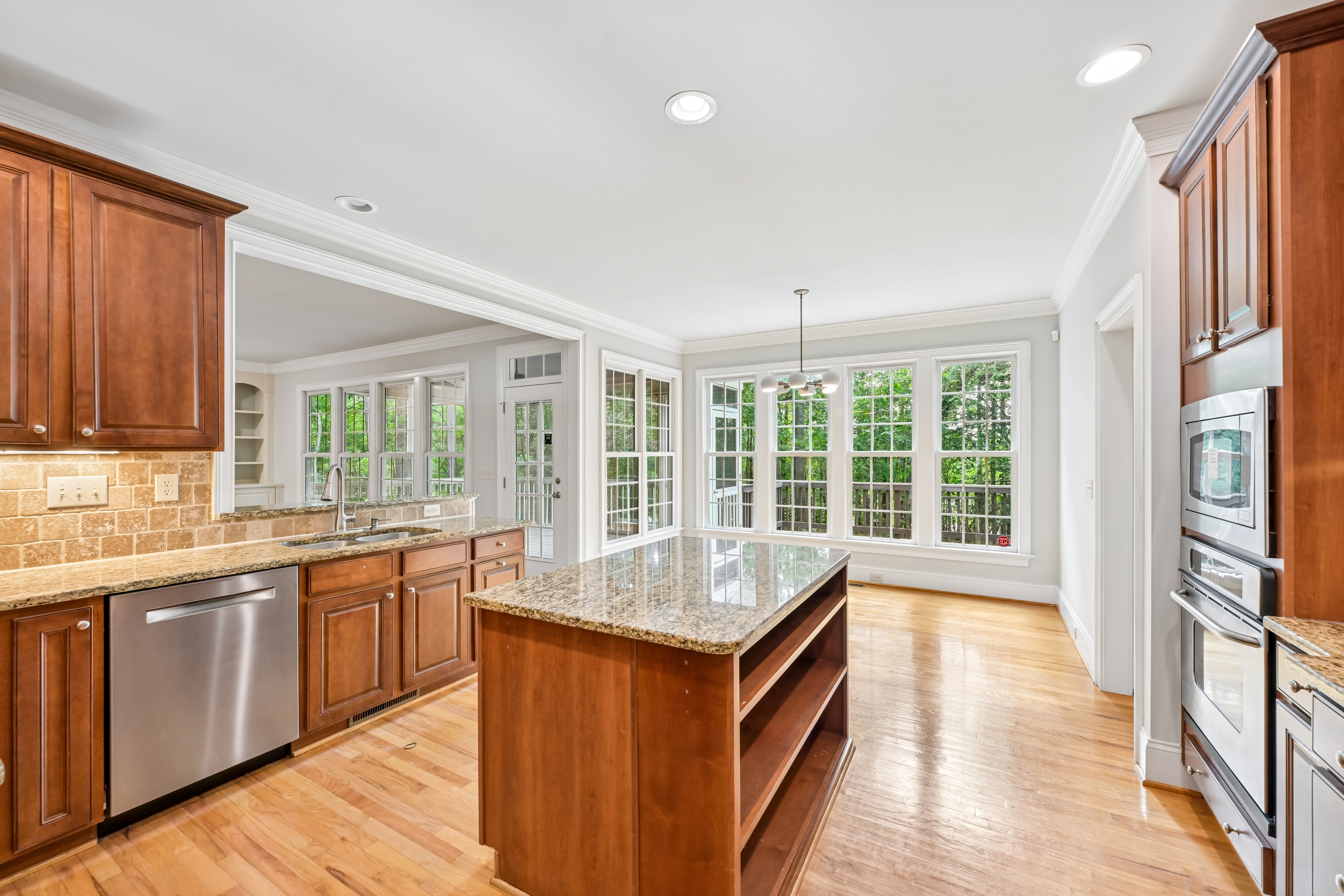 Photo 5 of 66 of 710 Magalloway Dr, Cary, NC