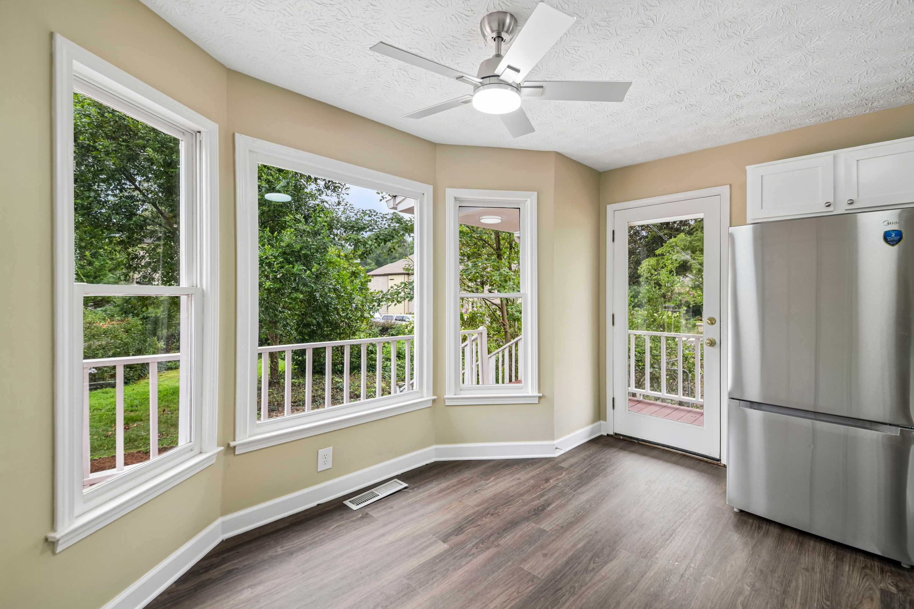 Photo 16 of 34 of 2321 Murdock Rd, Marietta, GA