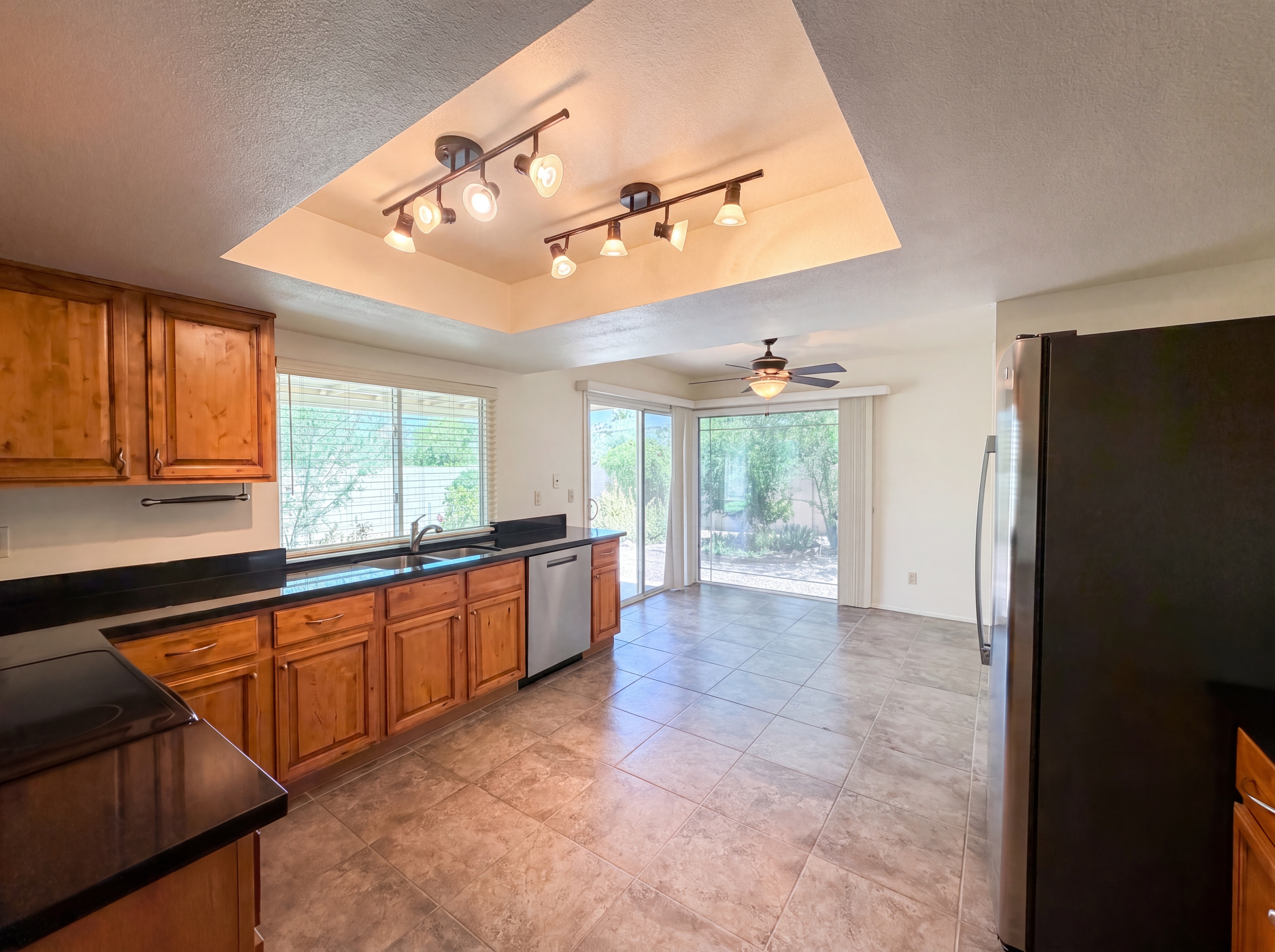 Photo 10 of 24 of 2346 E Mescal St, Phoenix, AZ