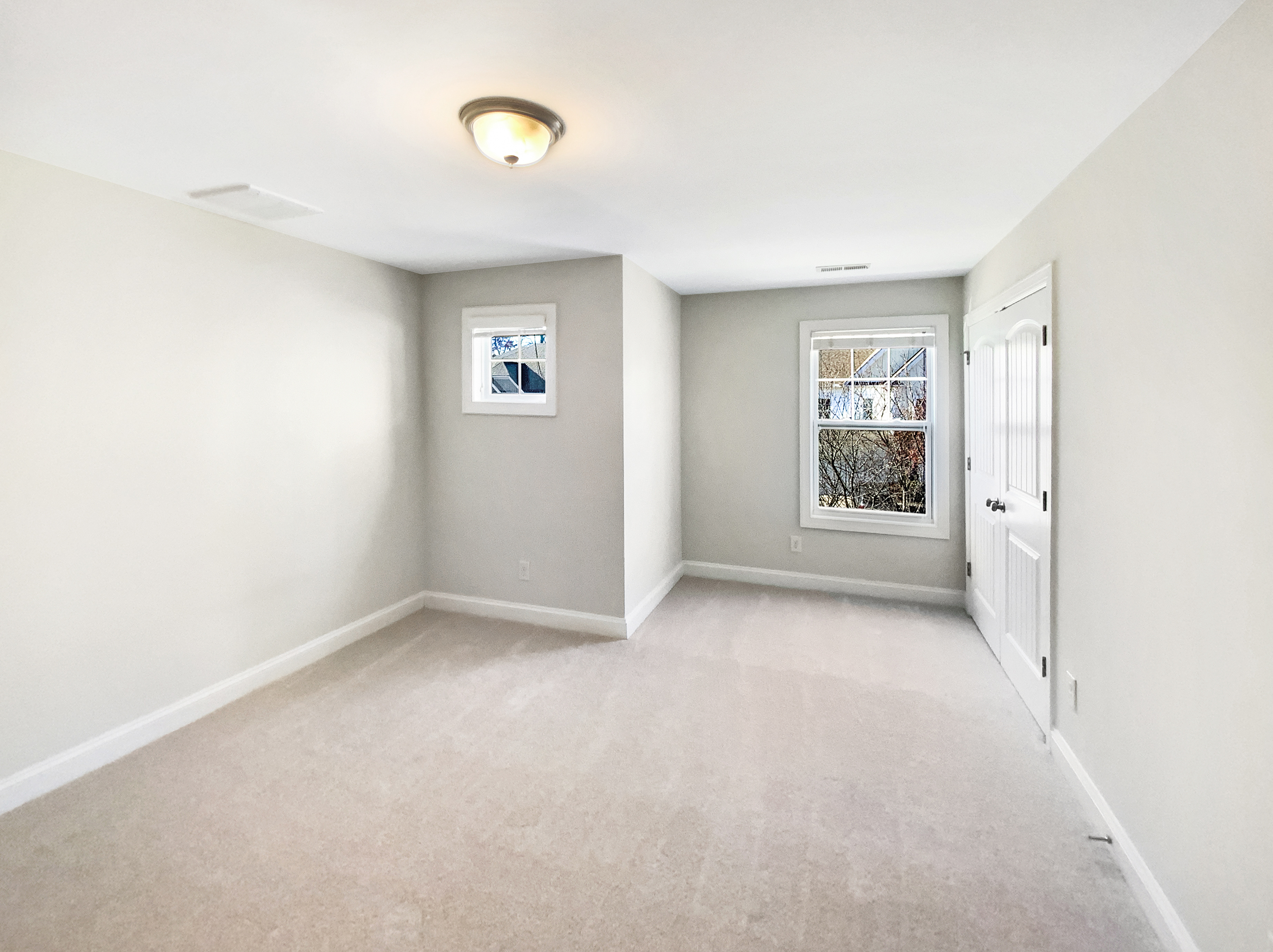 Photo 4 of 25 of 2323 Pindos Dr, Cary, NC