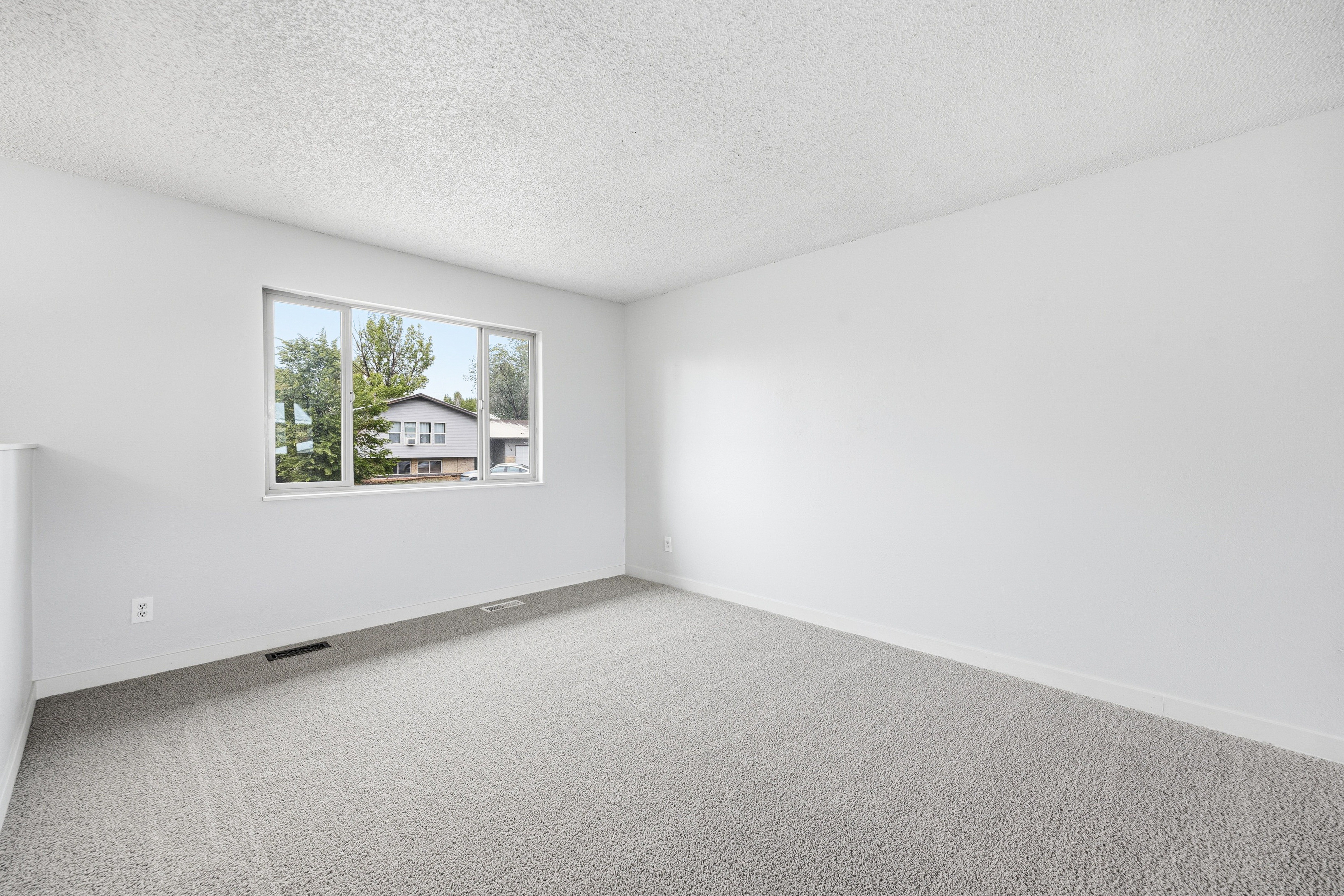 Photo 10 of 49 of 7165 Stowe Cir, Fountain, CO