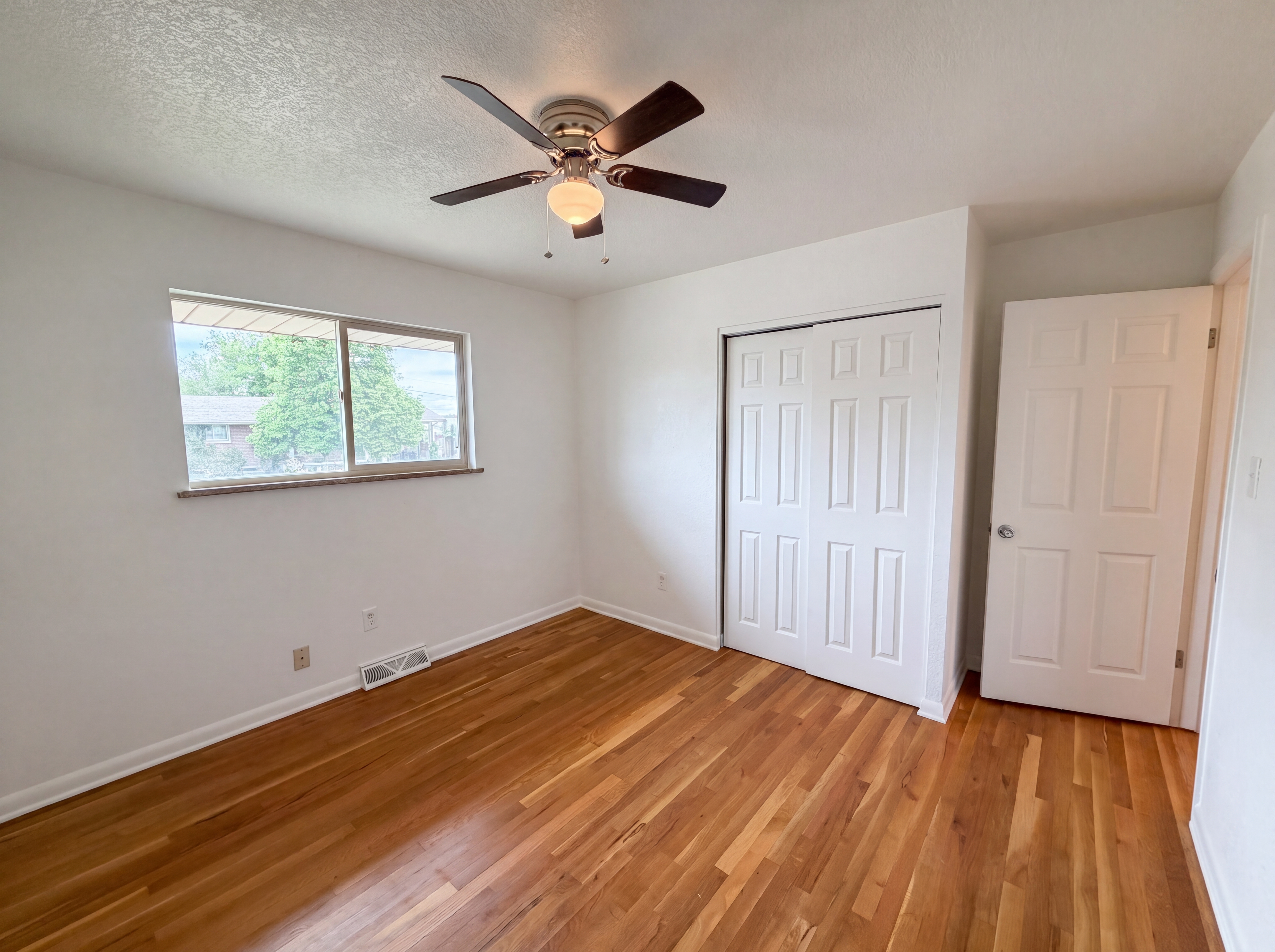 Photo 14 of 22 of 5421 Raritan Way, Denver, CO