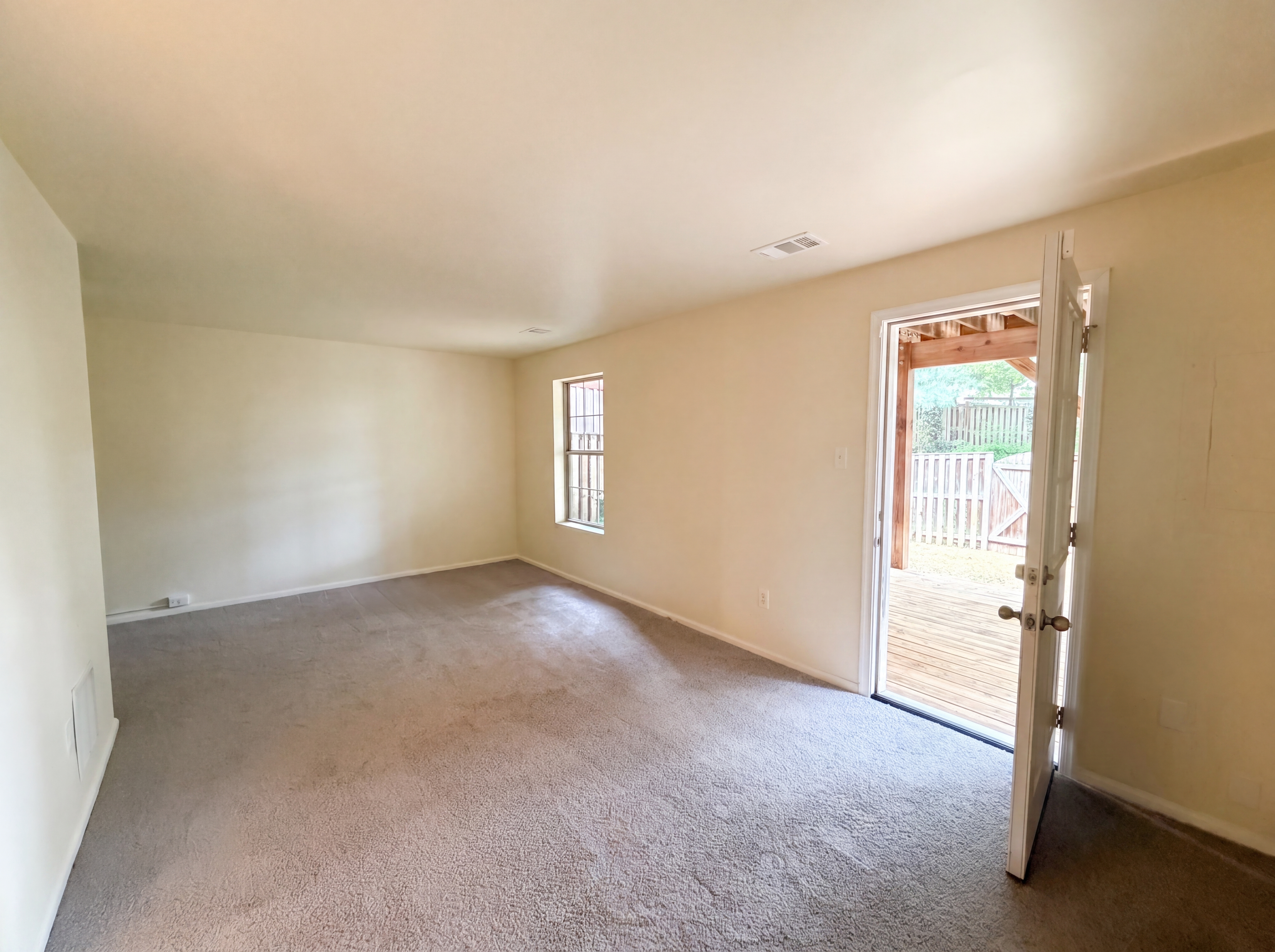 Photo 14 of 53 of 8641 Centerton Ln, Manassas, VA