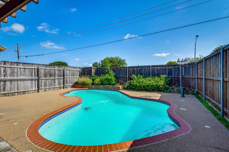 Photo 19 of 20 - 6614 Falcon St, Rowlett, TX 75089