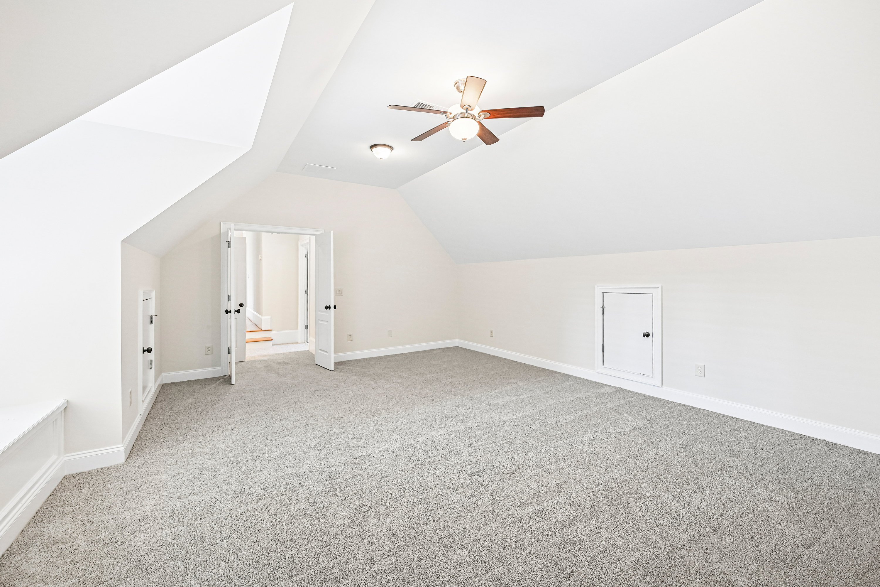 Photo 32 of 59 of 3250 Camellia Ln, Suwanee, GA