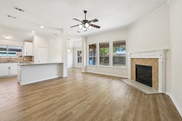 Interior photo of 1009 Spinnaker Dr