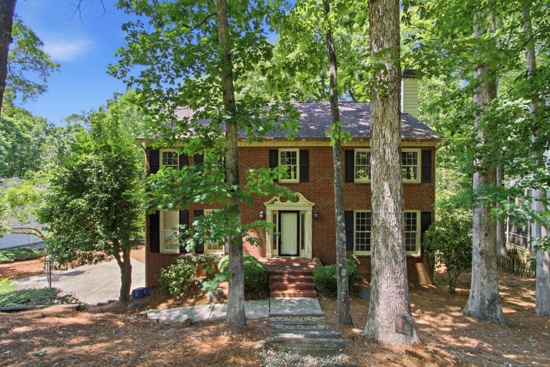 Property photo 1 of 4003 Oakview Ct