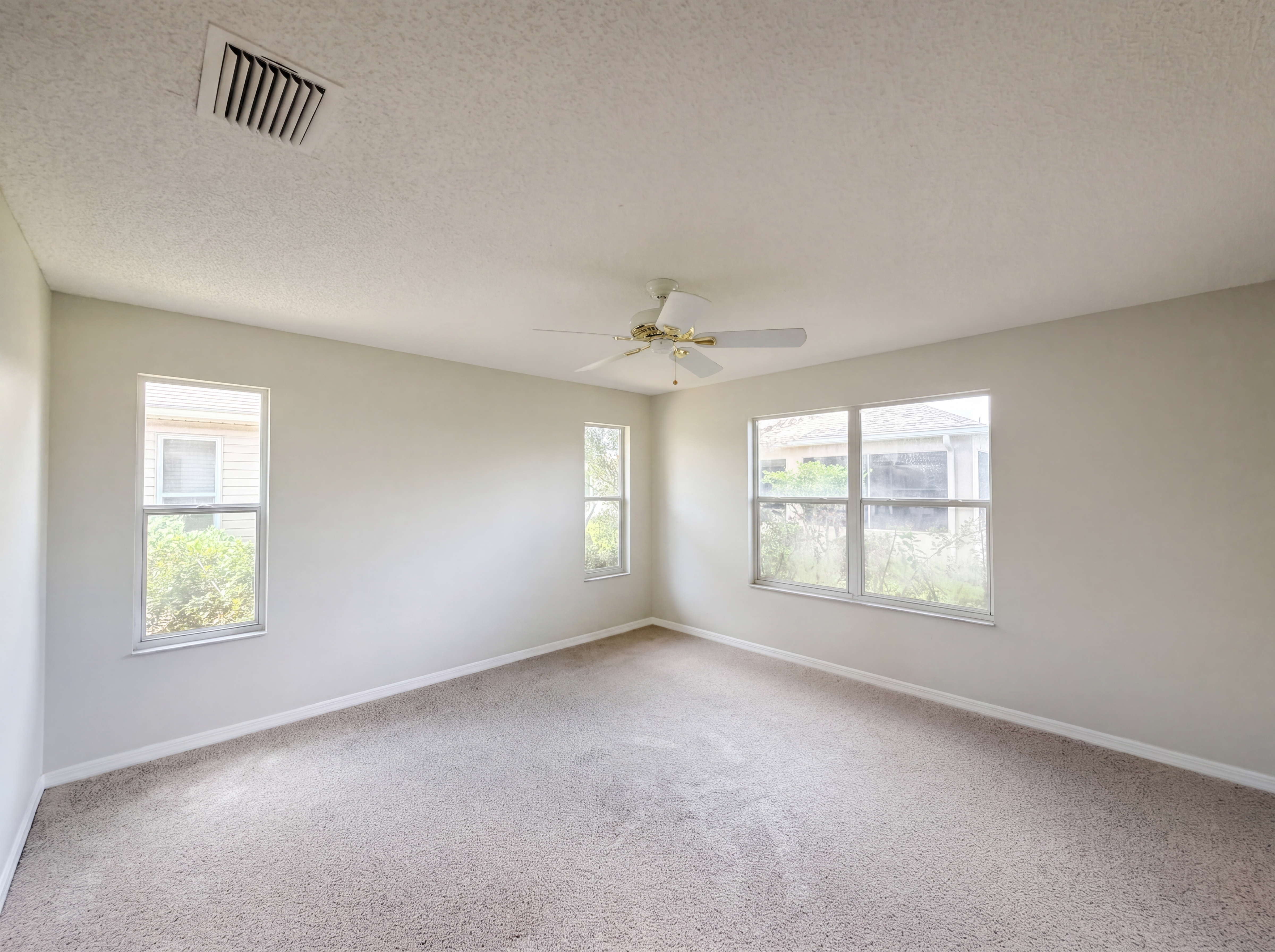 Photo 13 of 17 of 1407 Figueroa St, The Villages, FL