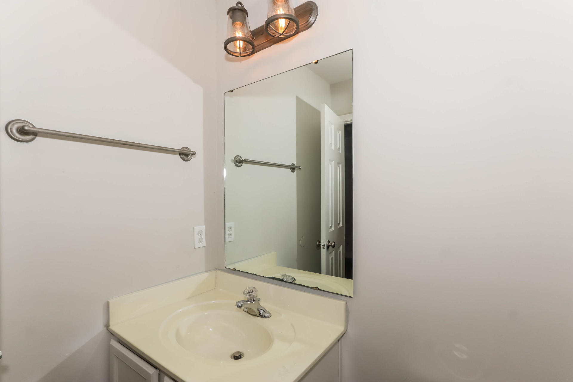Photo 17 of 22 of 7044 Birnamwood Ct, Myrtle Beach, SC