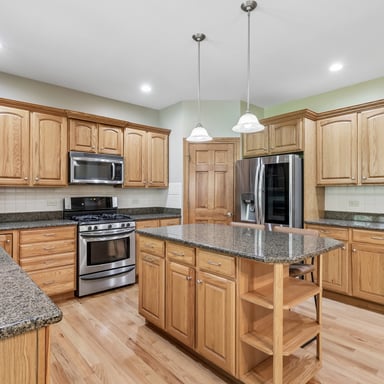 Property photo 2 of 426 Heatherwood Dr
