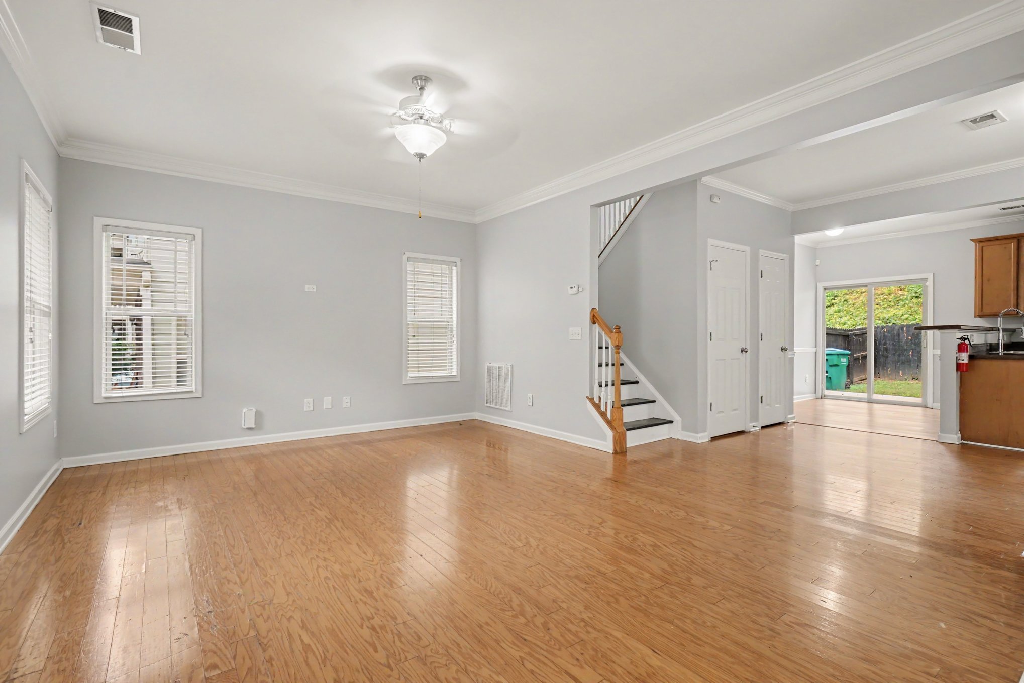 Photo 3 of 17 of 202 W Marietta St, Canton, GA