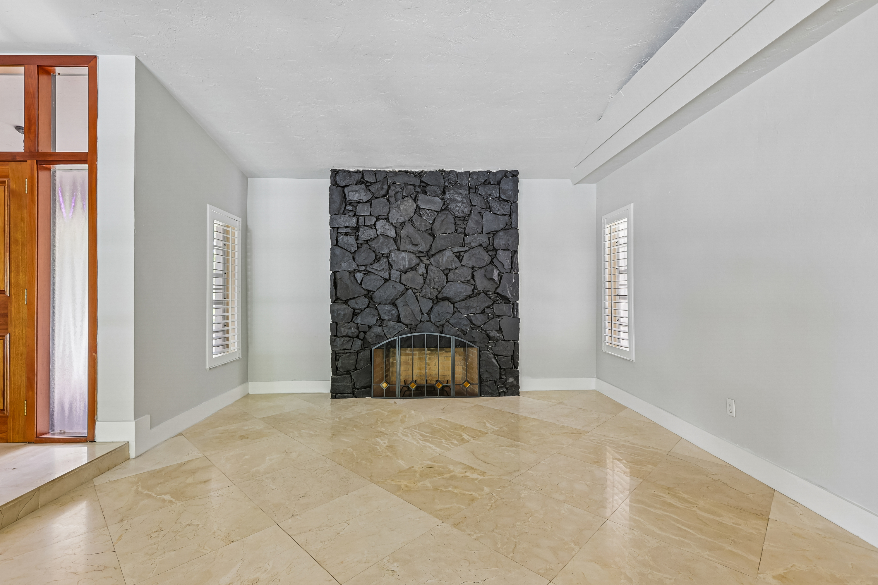 Photo 16 of 75 of 7745 SW 183rd Ter, Palmetto Bay, FL