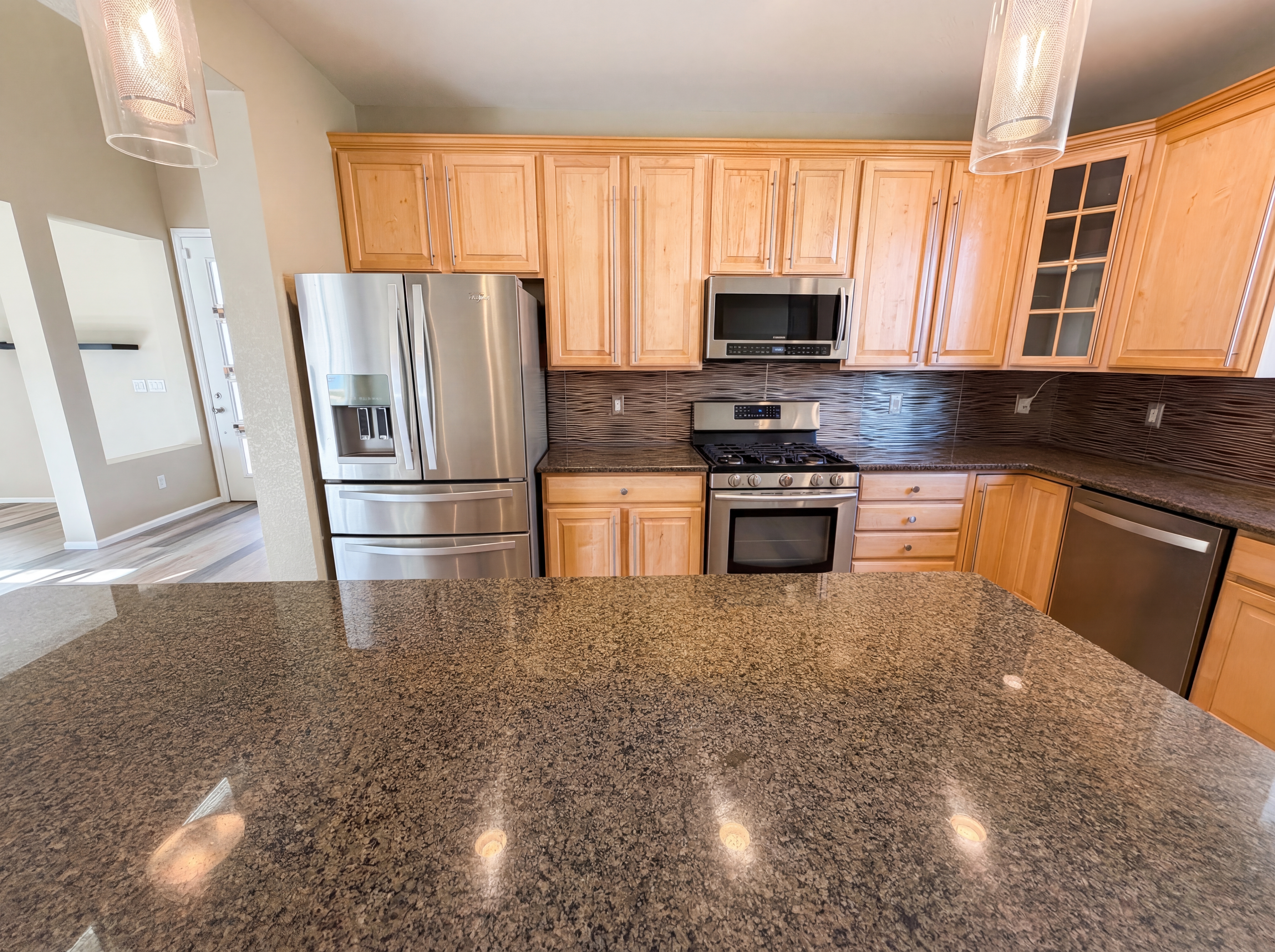 Photo 11 of 36 of 10049 Southlawn Cir, Commerce City, CO