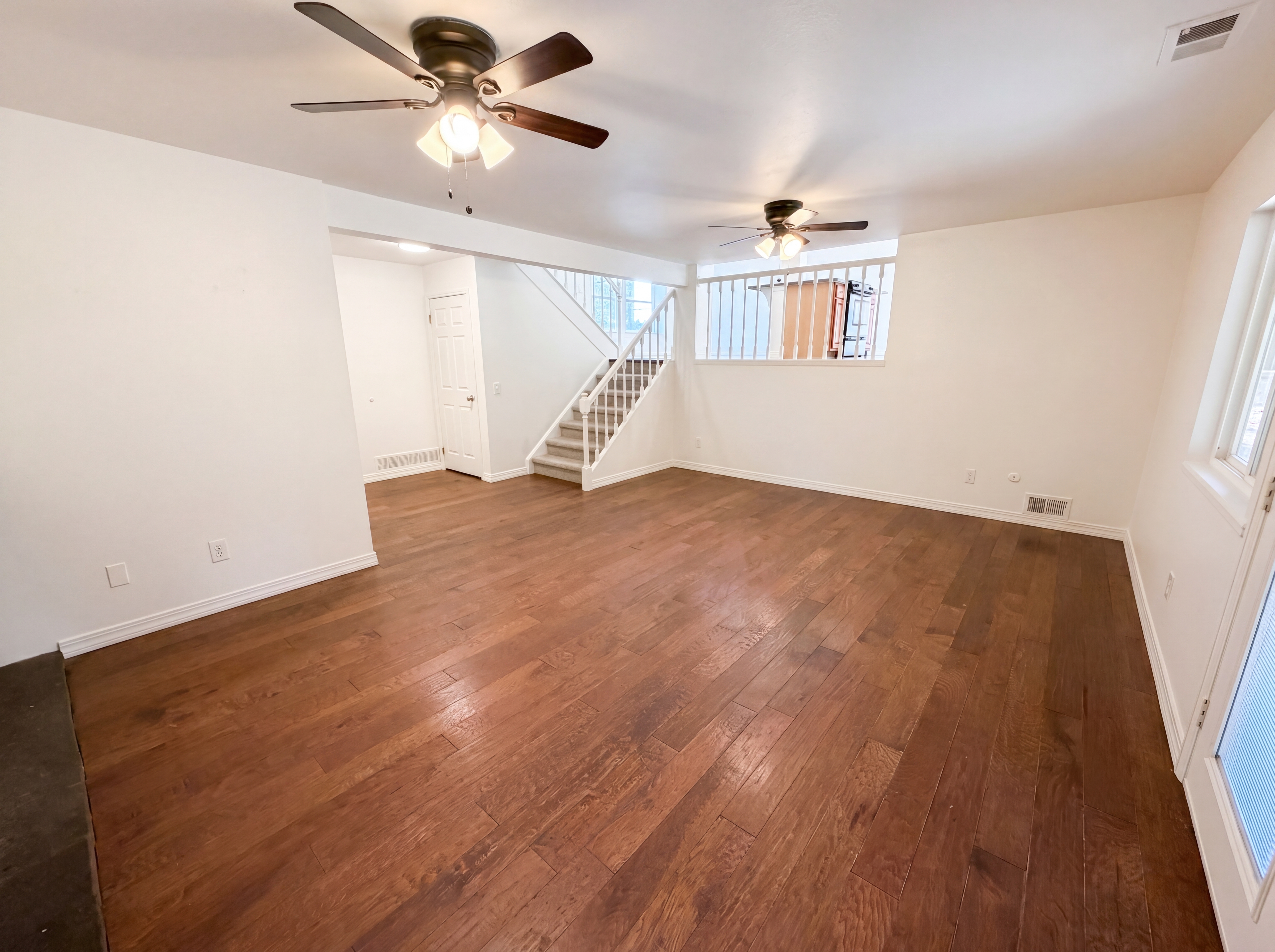 Photo 14 of 42 of 10330 E Weaver Pl, Englewood, CO
