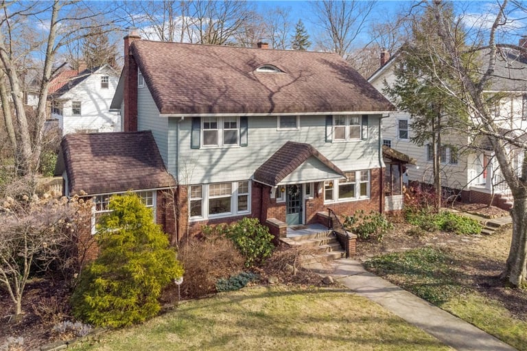 2577 Dartmoor Rd, Cleveland Heights, OH 44118 Opendoor